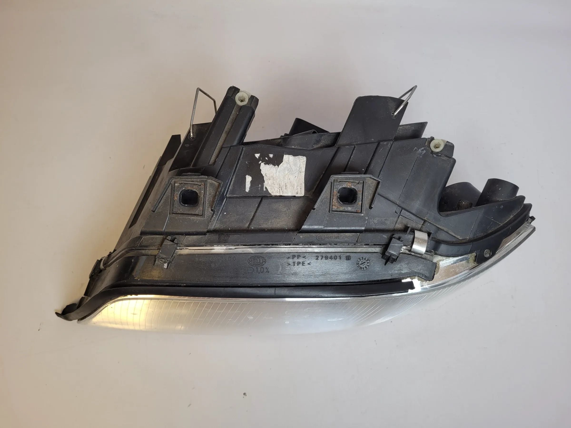Original Audi A6 (4B2/4B4) Scheinwerfer Frontleuchte Links 4B0941003