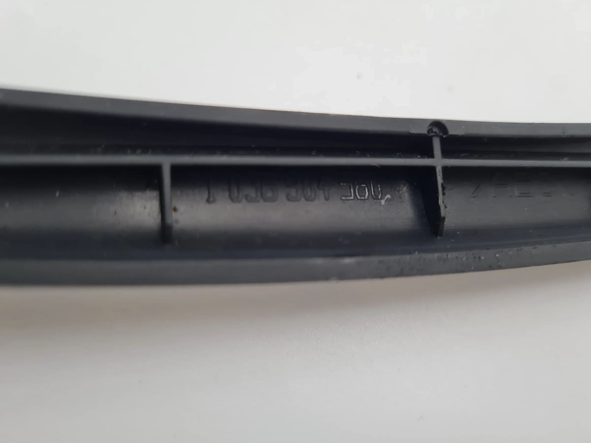 Original Audi A4 (8E/B6/B7) Kombiinstrument Tacho Blende 036904560