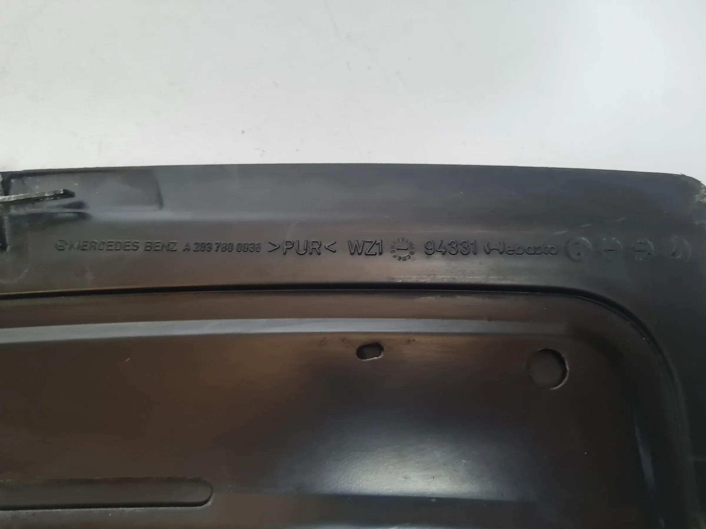 Original Mercedes-Benz C-Klasse (W203) Panorama Schiebedach Glas A2037800036