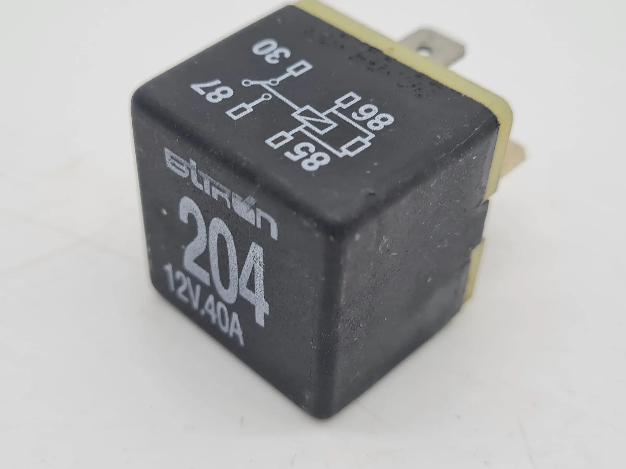 Original Audi A6 (4B2/4B4) Relais Multifunktionsrelais 431951253H
