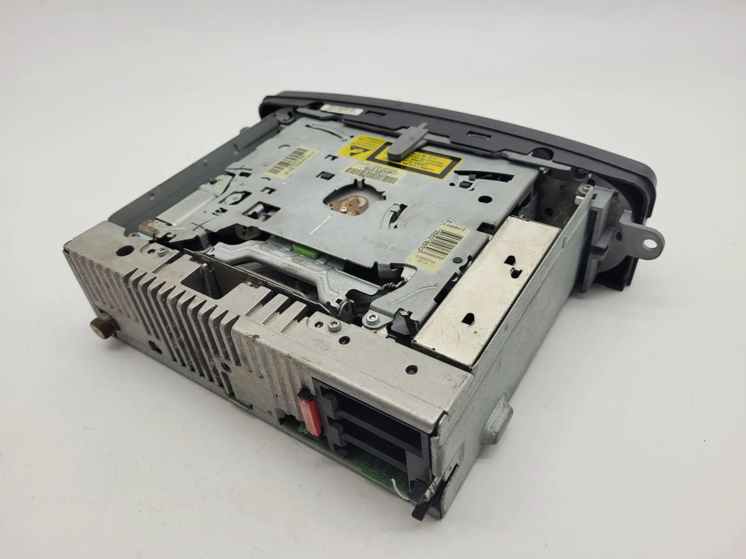 Original Mercedes-Benz C-Klasse (W203) CD-Radio Autoradio A2038204685