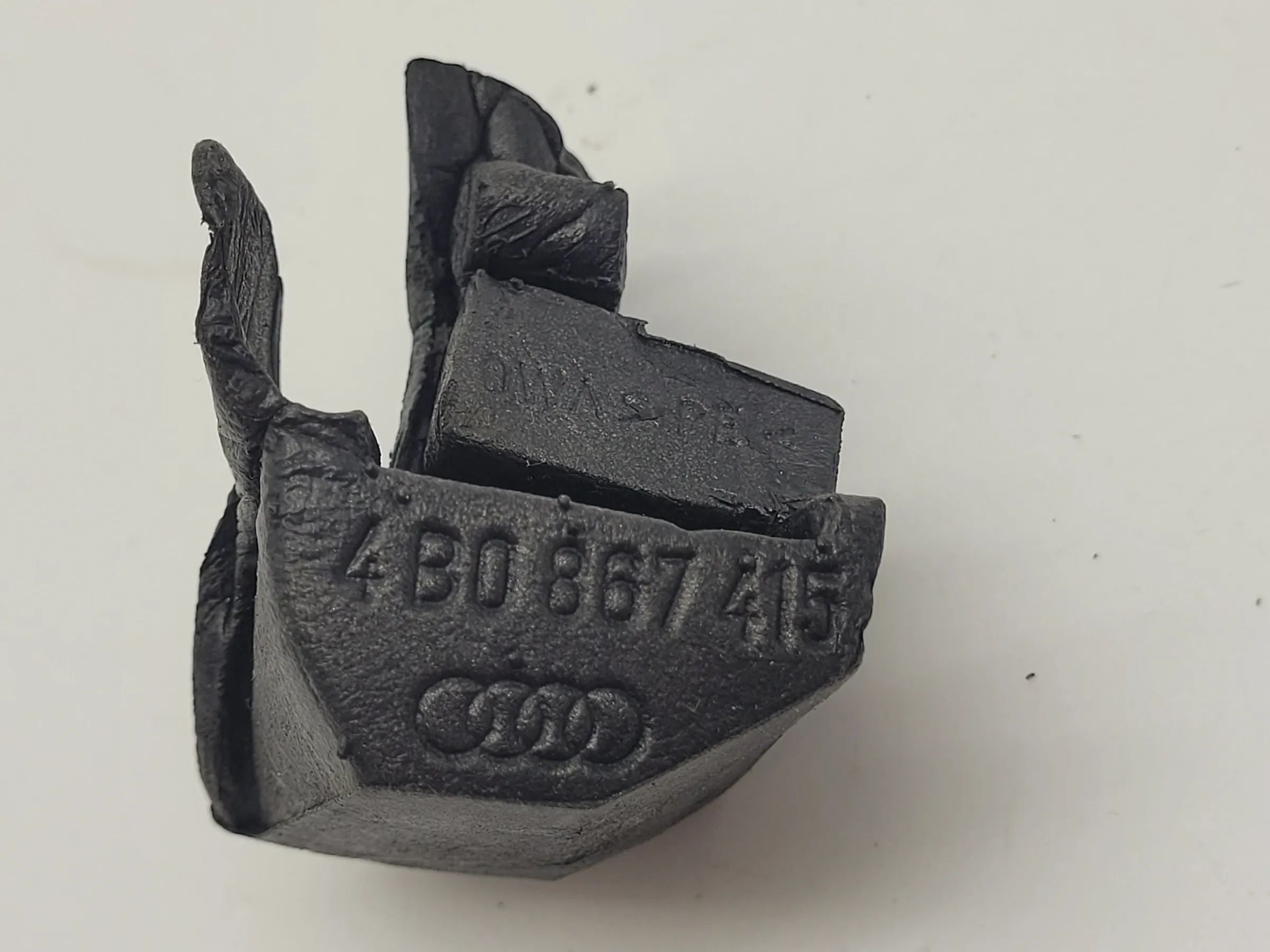 Original Audi A6 4B2/4B4 Formstück hinter Türverkleidung Links Hinten 4B0867415