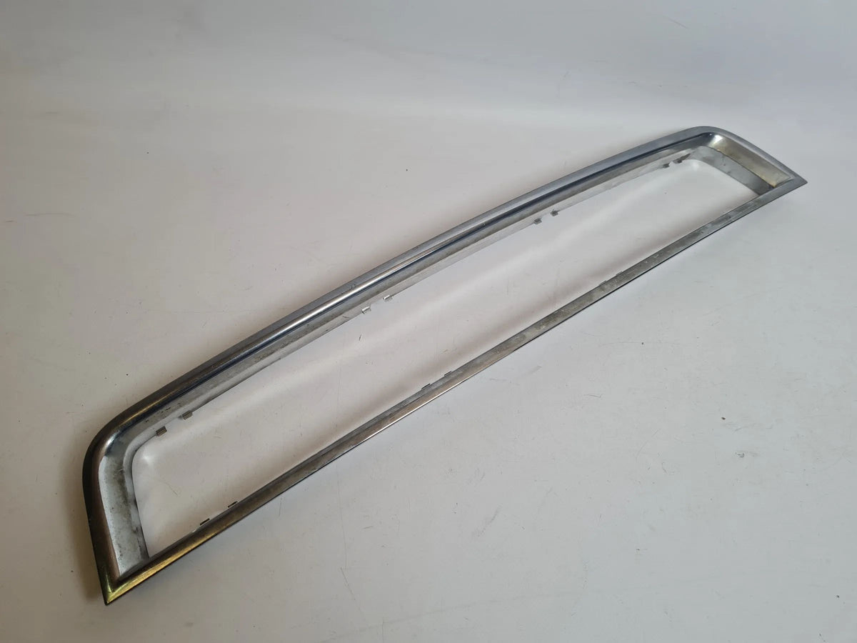 Original Audi A4 (8E/8H/B6) Chrom Blende Gitterblende Grill Vorne 8E0807647