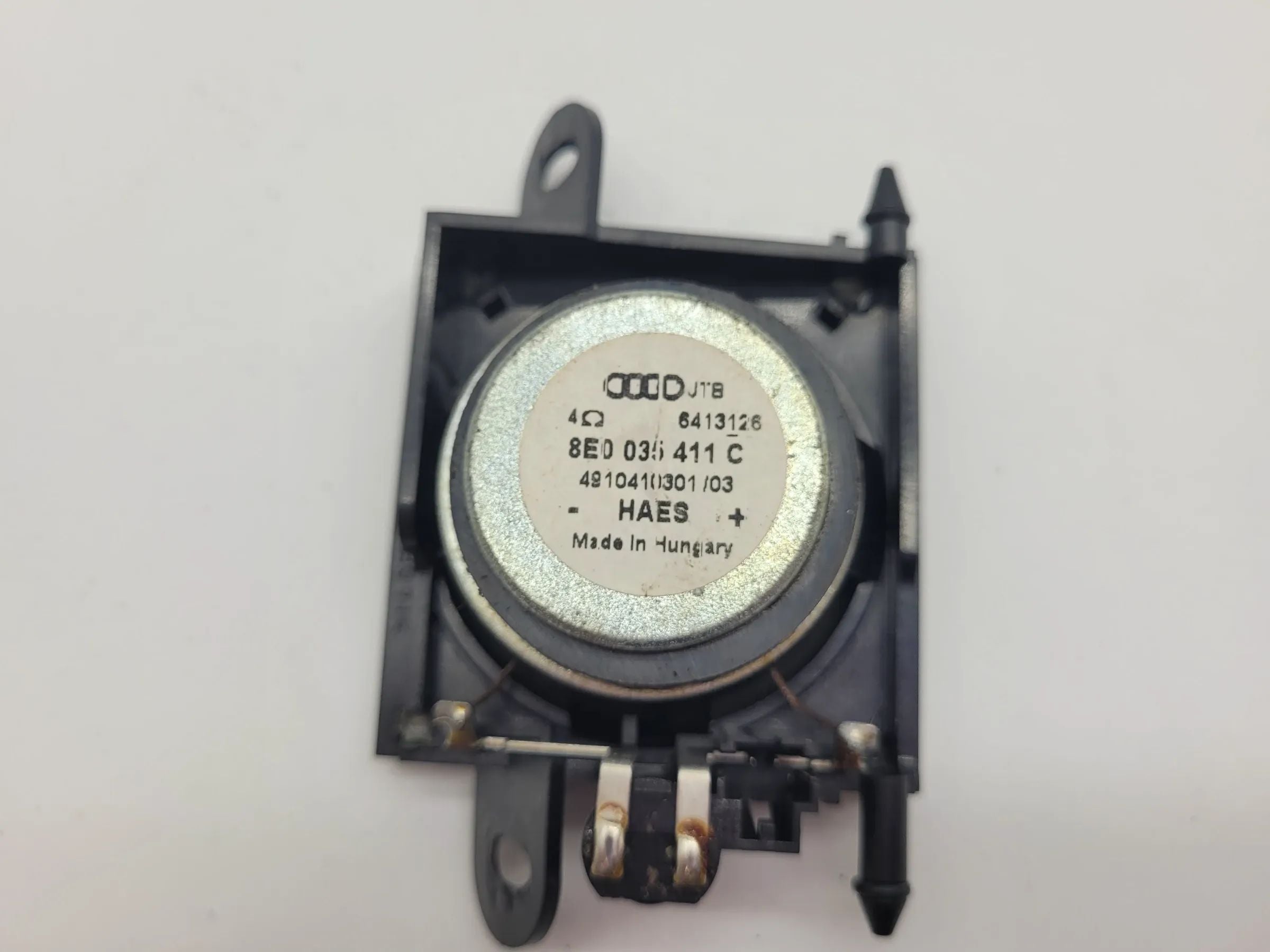Original Audi A4 (8E/B6/B7) Lautsprecher Armaturenbrett 8E0035411C