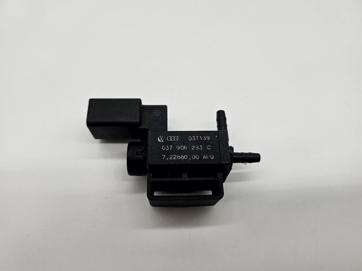 AUDI A6 4F2 C6 03T139 037906283C 純正デューティ変換器 2.7L ディーゼル