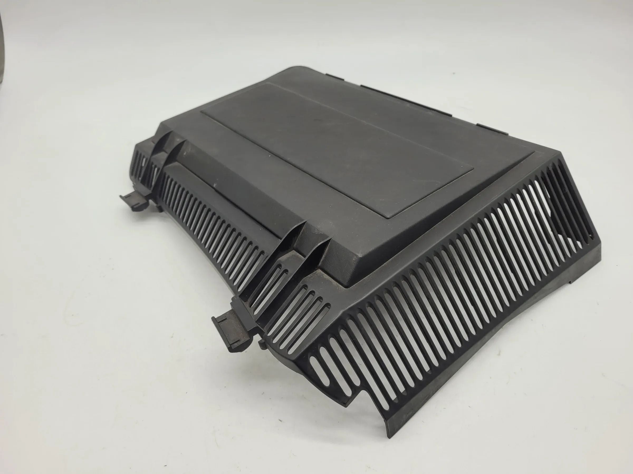 BMW 5er Touring E39 Pollenfilter Gehäuse Deckel Rechts 64.31-8379626 Original