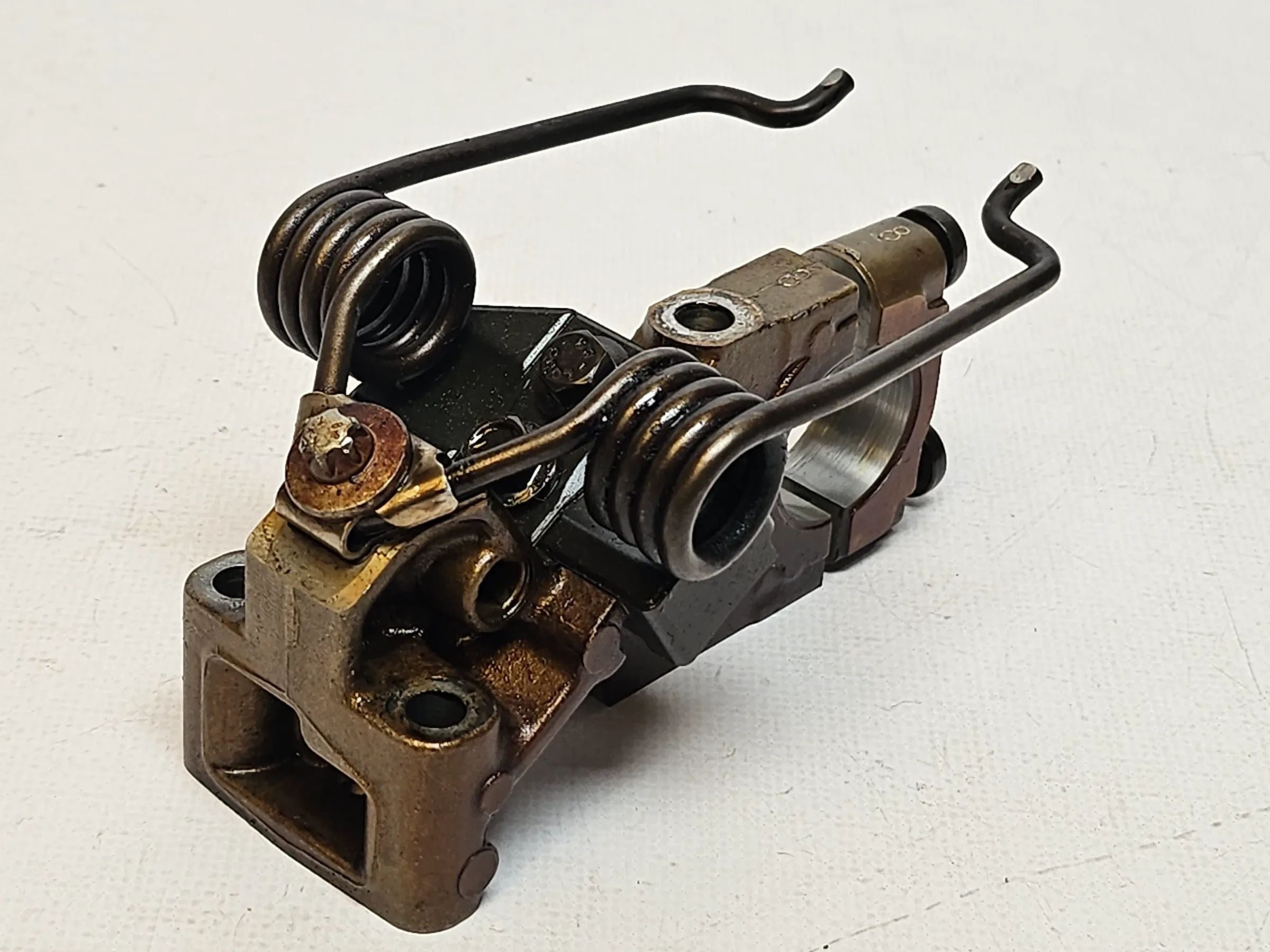 BMW F20/F21  -N13B16 1,6L - Mini R57 R56 R60 R58 Nockenwelle Lager Bock 8