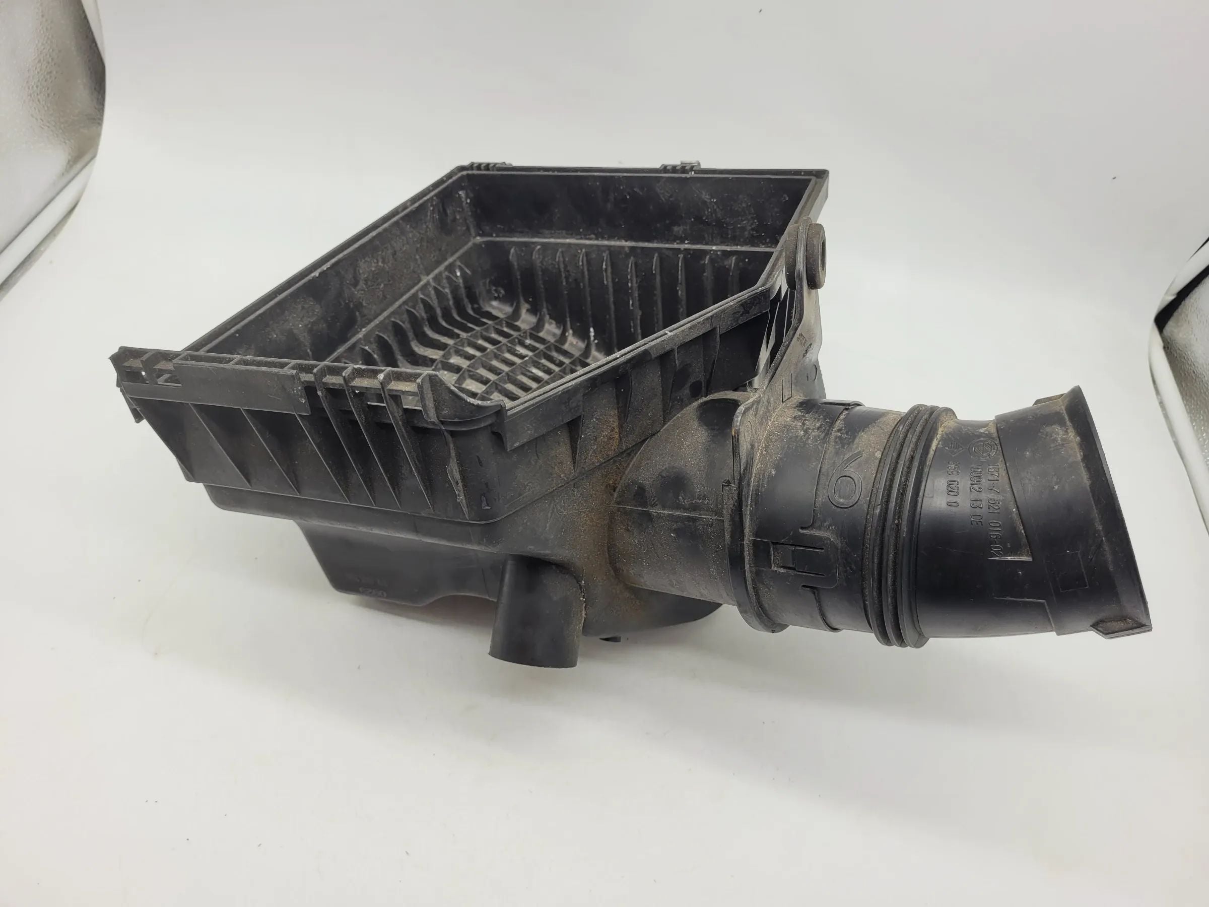 BMW E60 E61 E63 E64 Luft Filter Ansaug Schall Dämpfer Benziner M54 N52 7521030