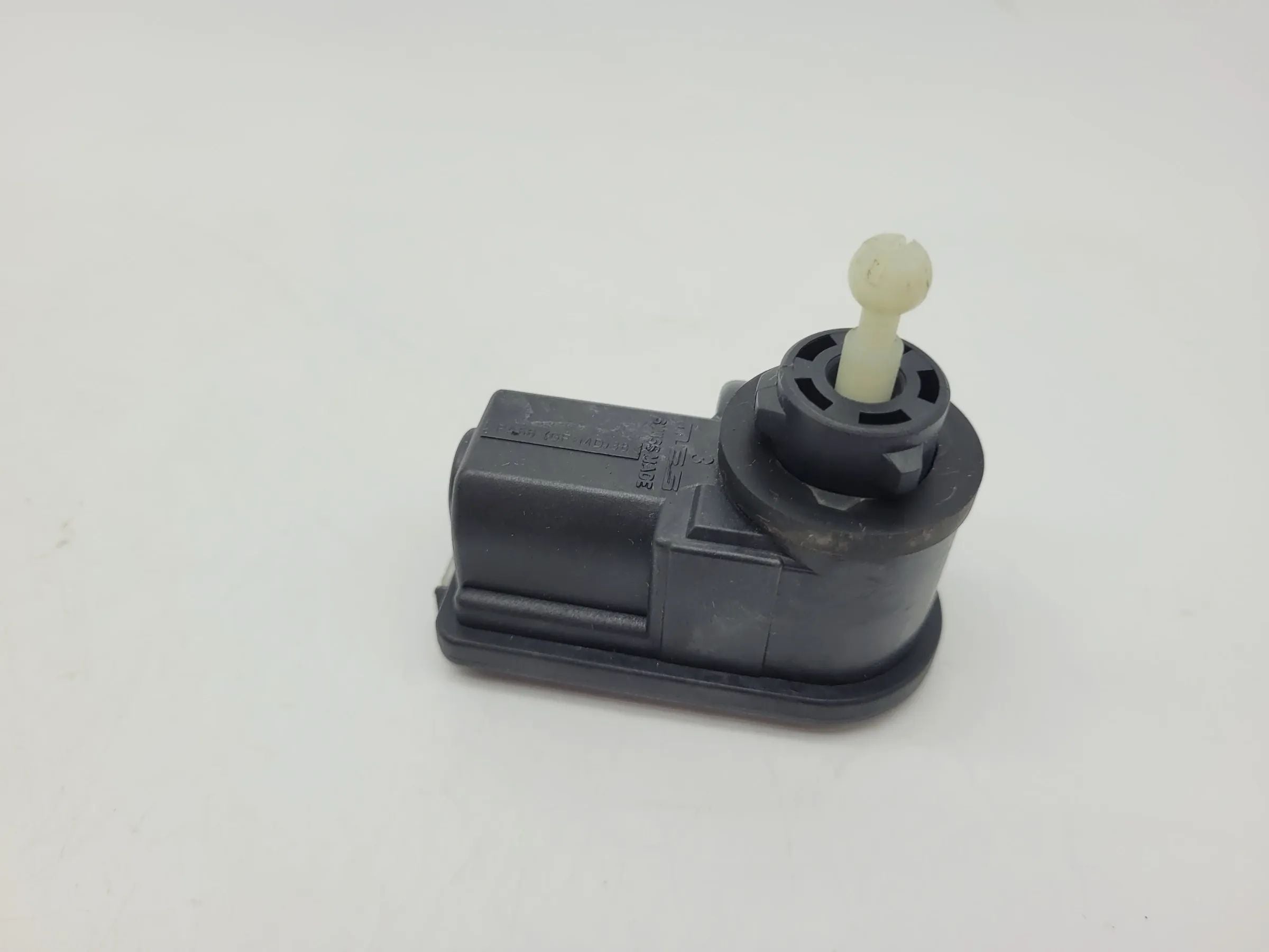 Ford Focus II DA Scheinwerfer Stellmotor LWR L/R 4M5X-13K198-AA (Original)