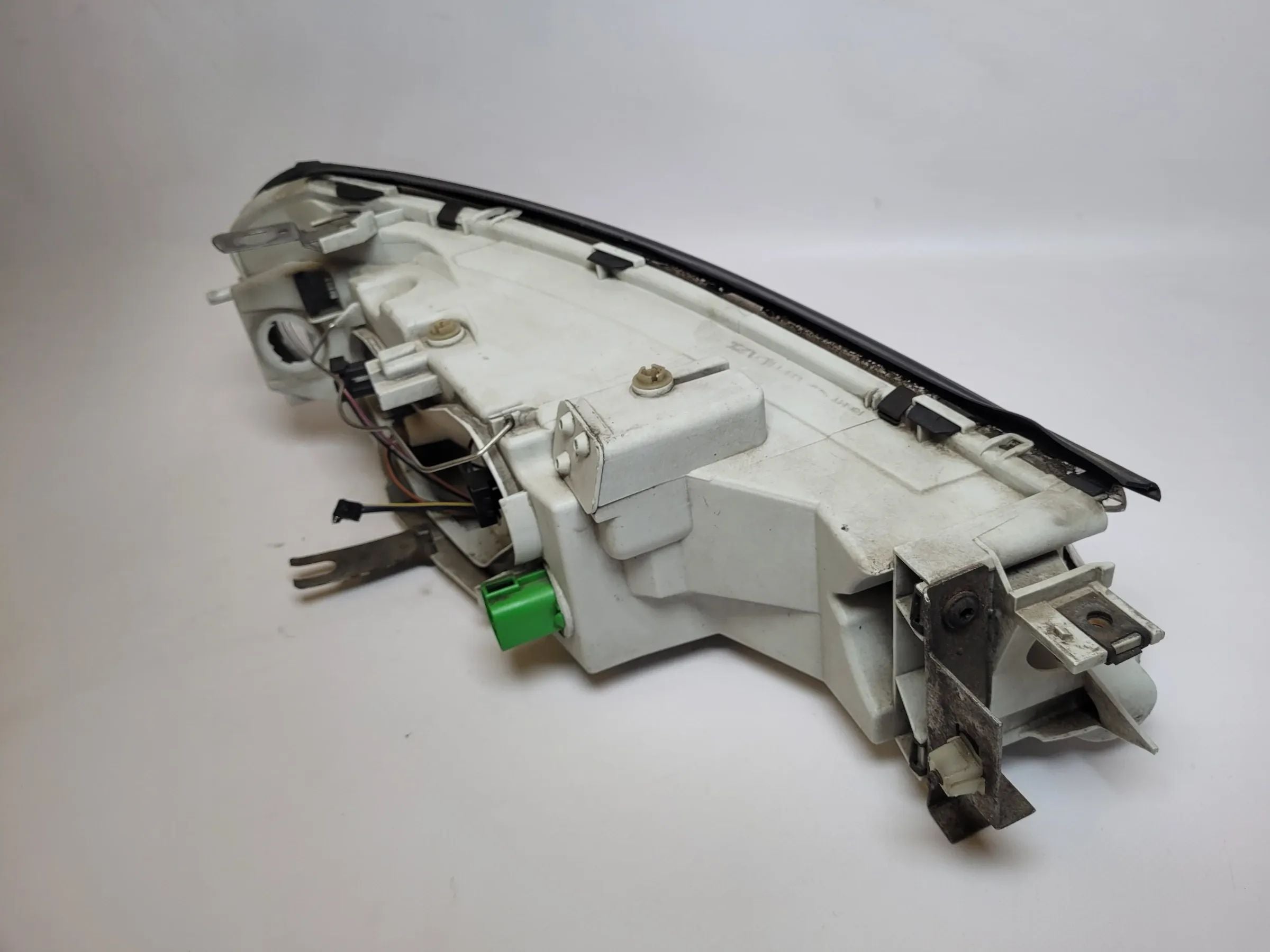Ford Mondeo II 2 BAP/BNP Scheinwerfer/Frontleuchte Links 0301098205 Original