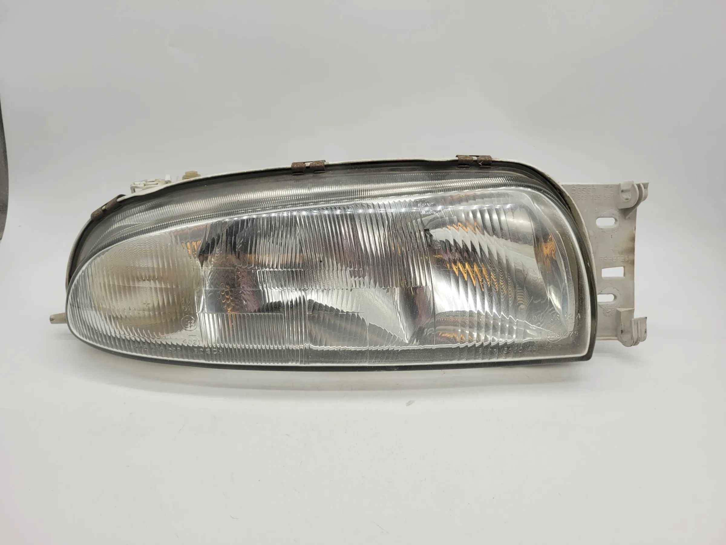 Ford Fiesta IV 4 JA/JB Scheinwerfer/Frontleuchte Rechts 96FG-13060-AA (Original)