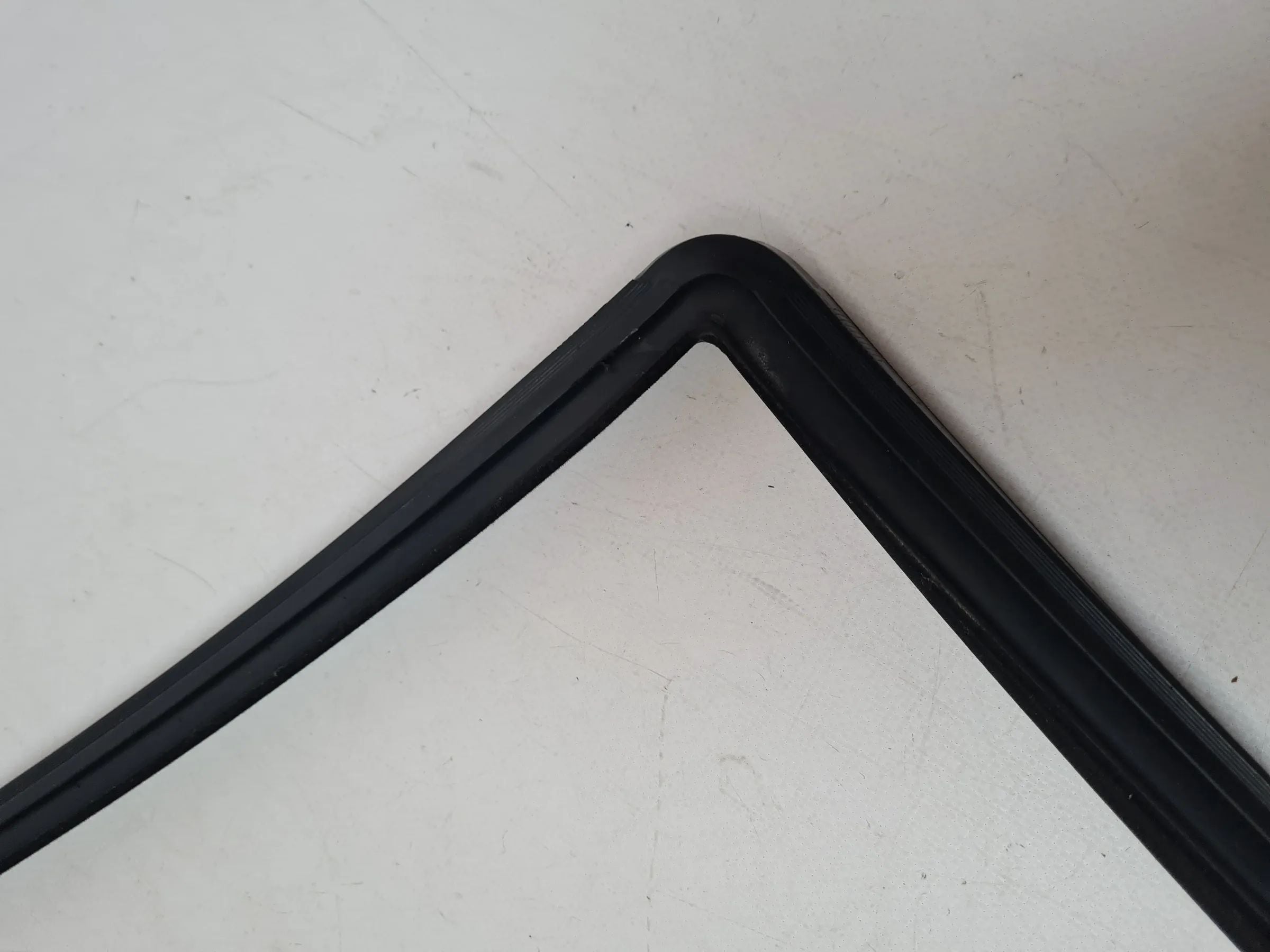 Original Mercedes C-Klasse (CL203) Dichtung Tür Fenster Rechts Vorne Innen
