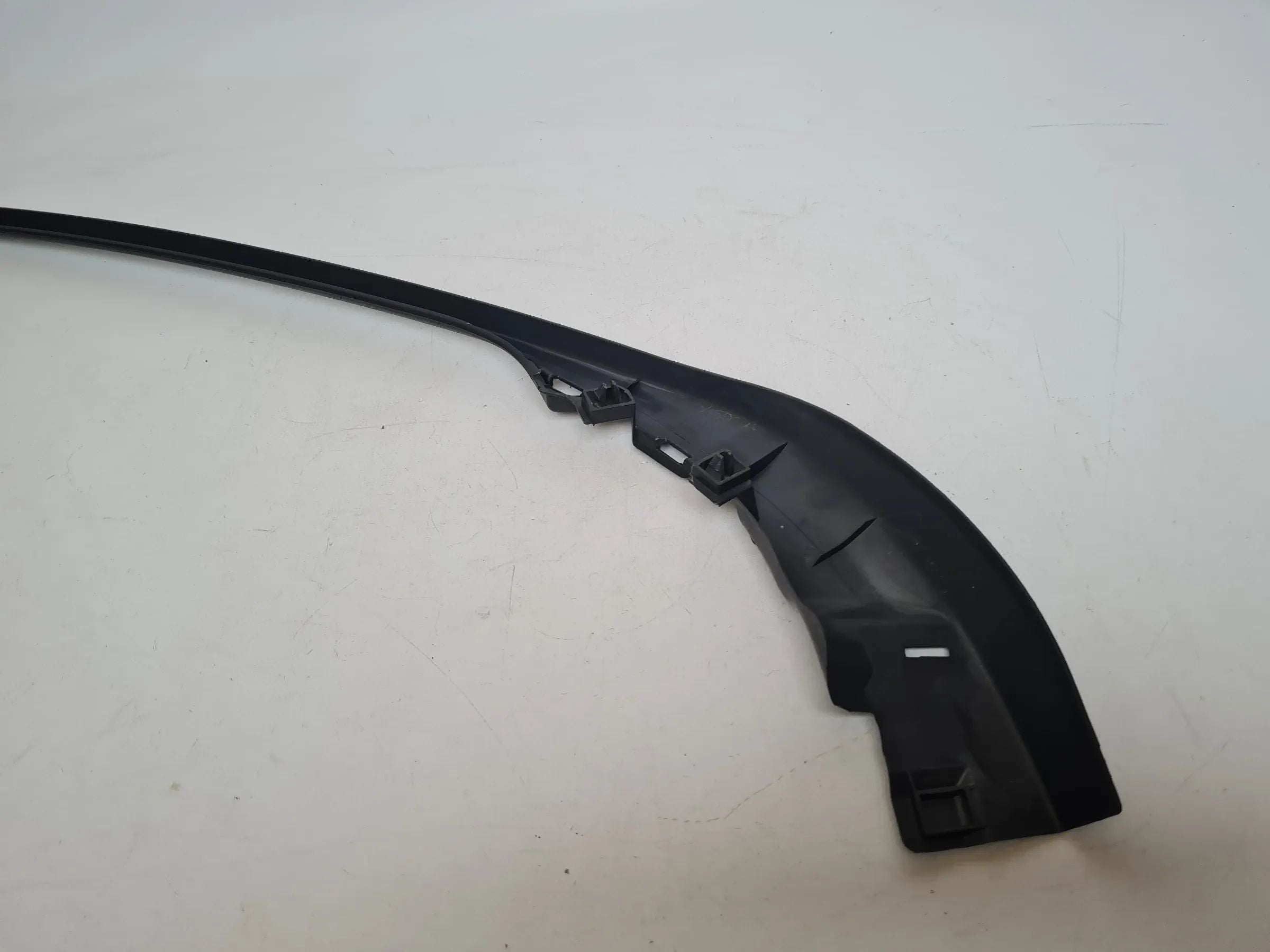 Original Mercedes C-Klasse (CL203) Fensterrahmenverkleidung Rechts A2037250471