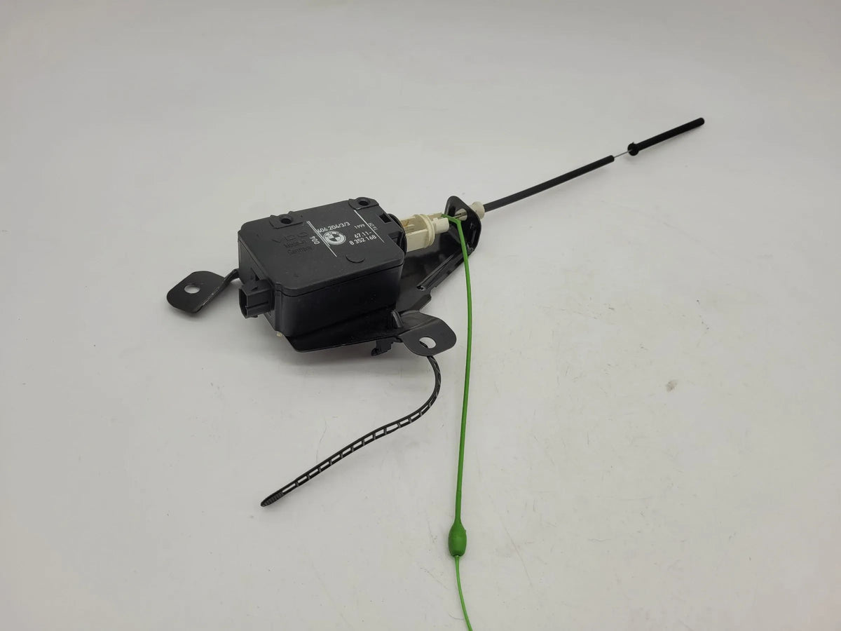 BMW 5er Touring E39 ZV Stellmotor Tankklappe 67.11-8352168 (Original)