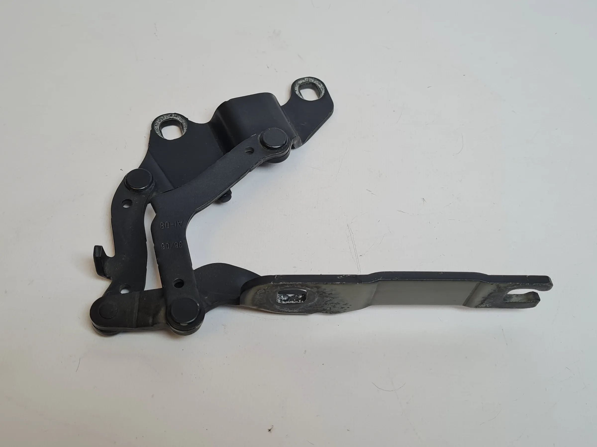BMW 3er E90 etc. Motorhaubenscharnier Scharnier 7115264 (Original)