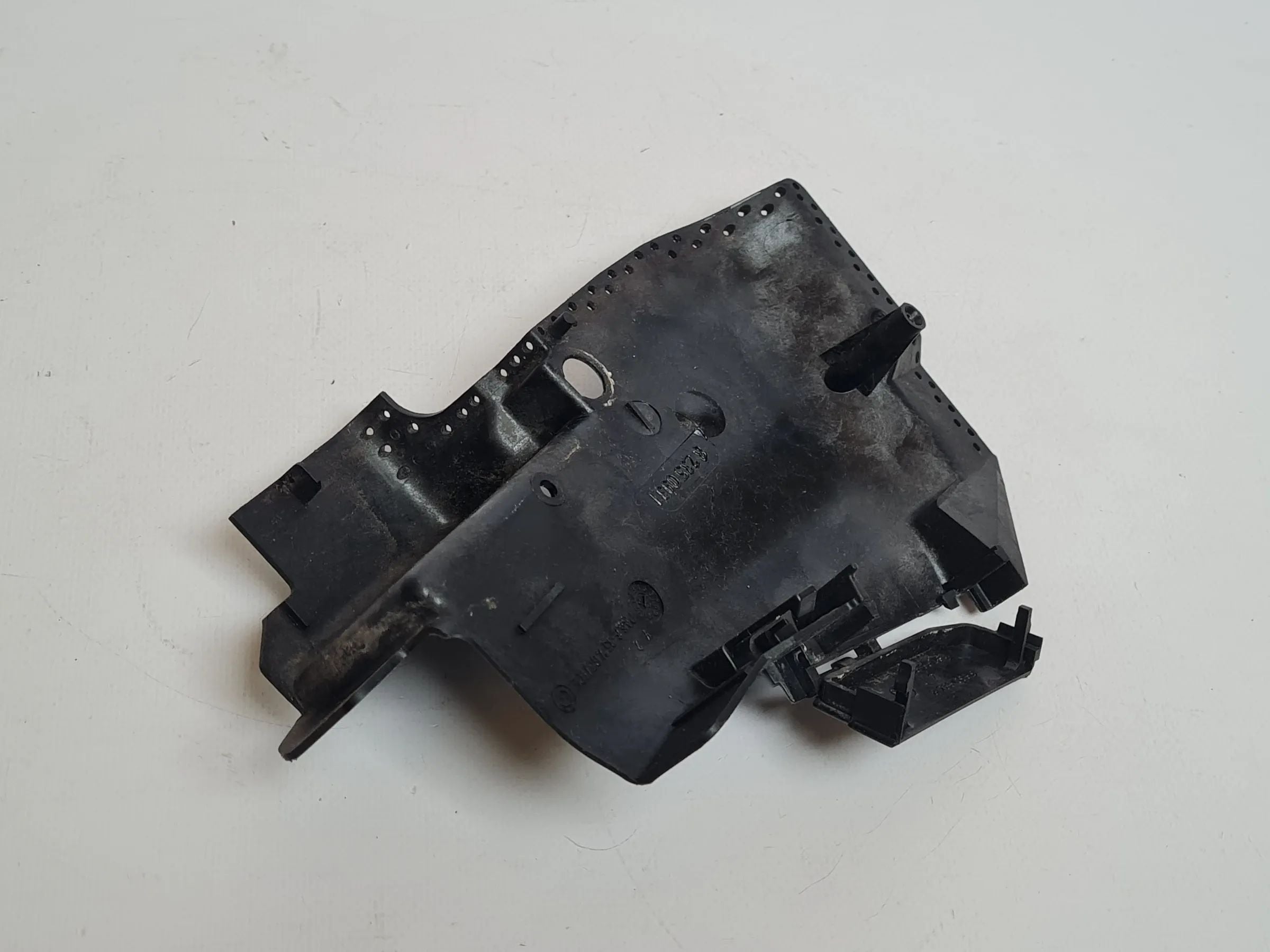 Original BMW 5er E39 Abdeckung Türschloss Links 8235093.1 (Original)