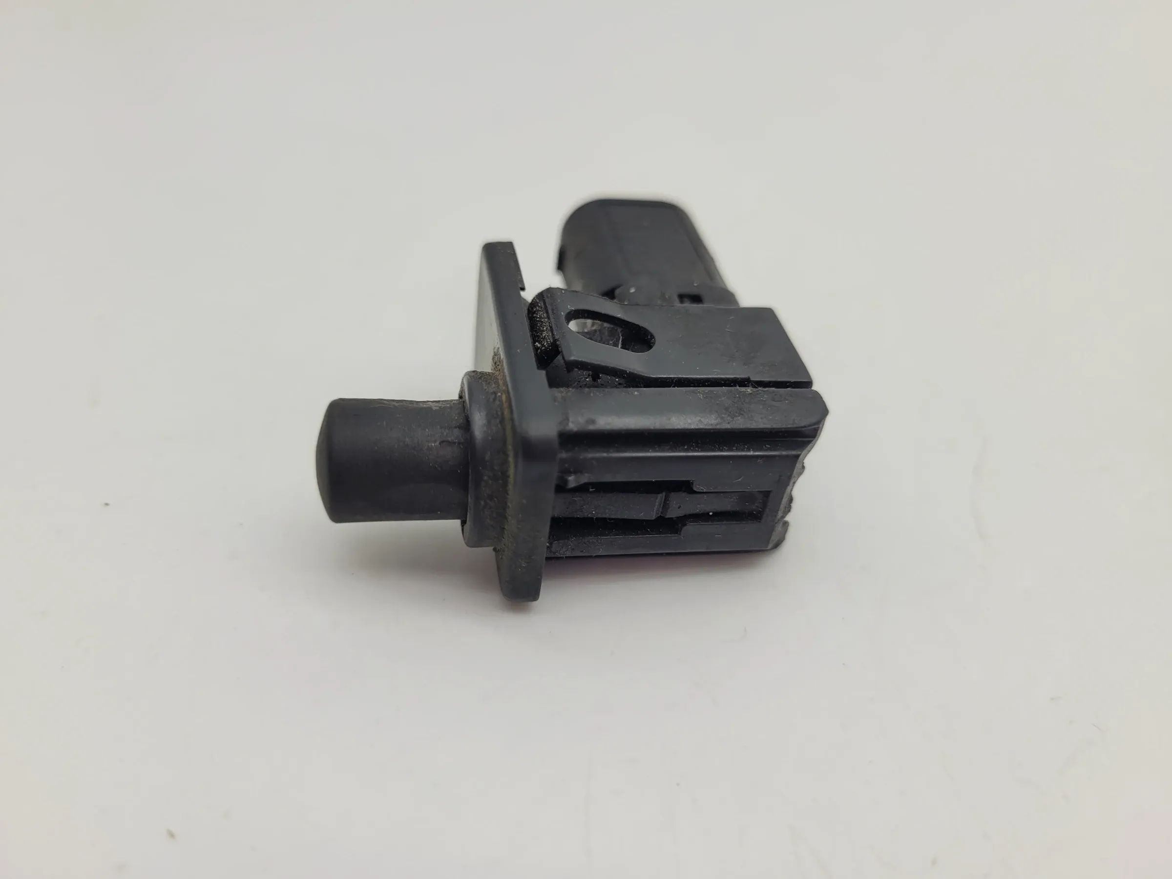 BMW 3er E36 Haubenkontaktschalter Motorhaube 8352229  (Original)