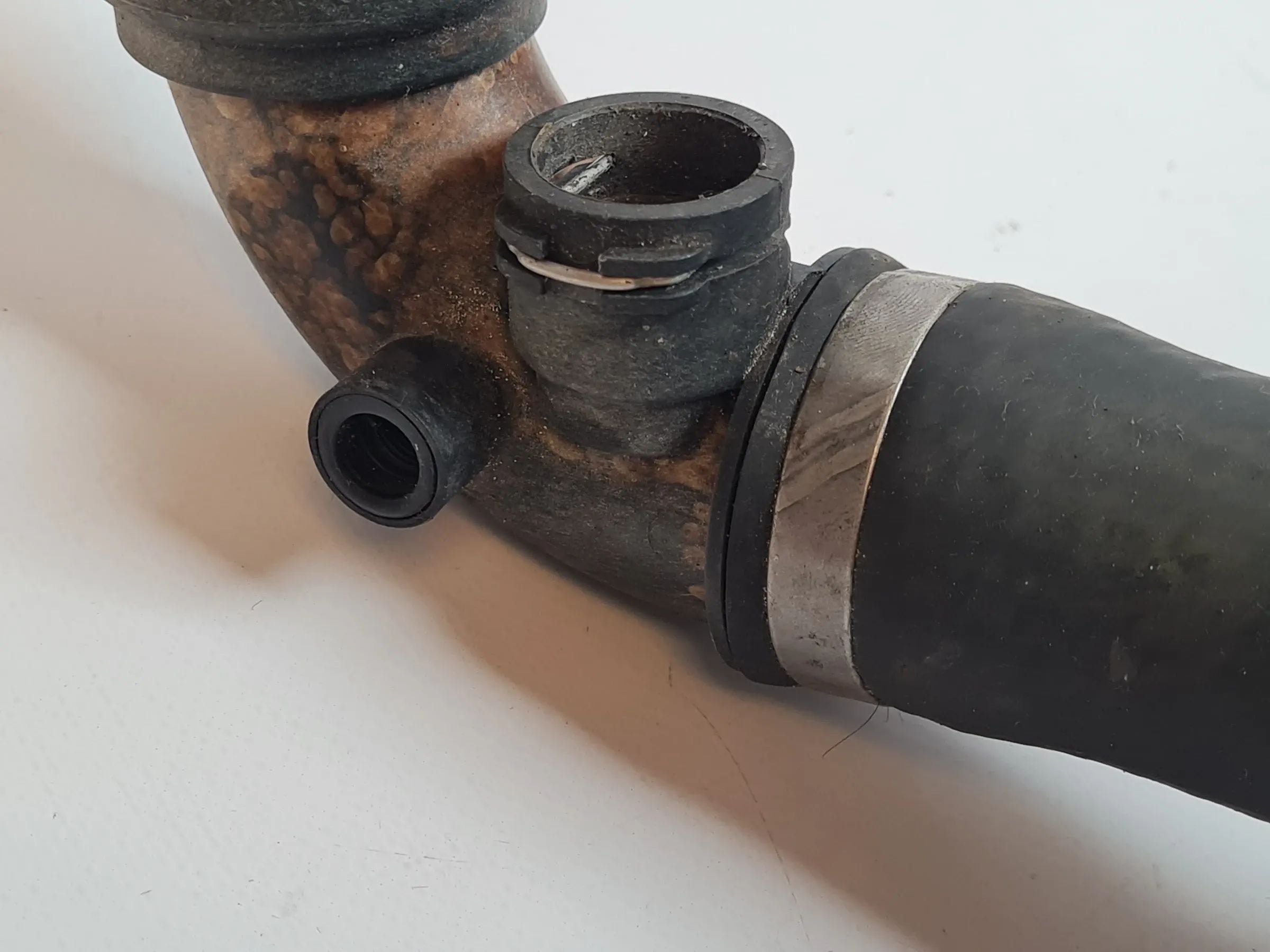 BMW X5 E53 3.0i M54B30 Kühlwasserschlauch 7500733 Original