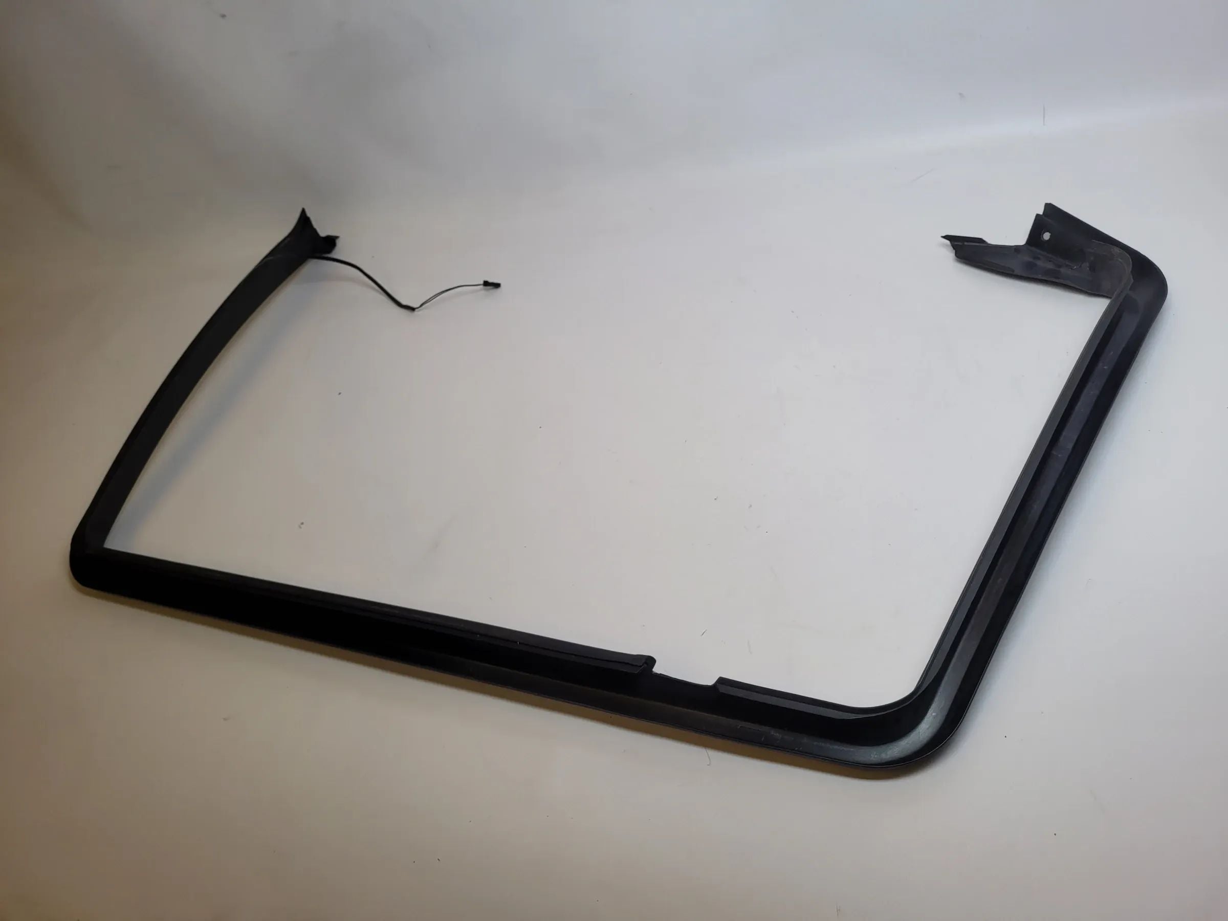 BMW 5er Touring Blende Fensterrahmen Tür Rechts Hinten 51.34-8189274 Original