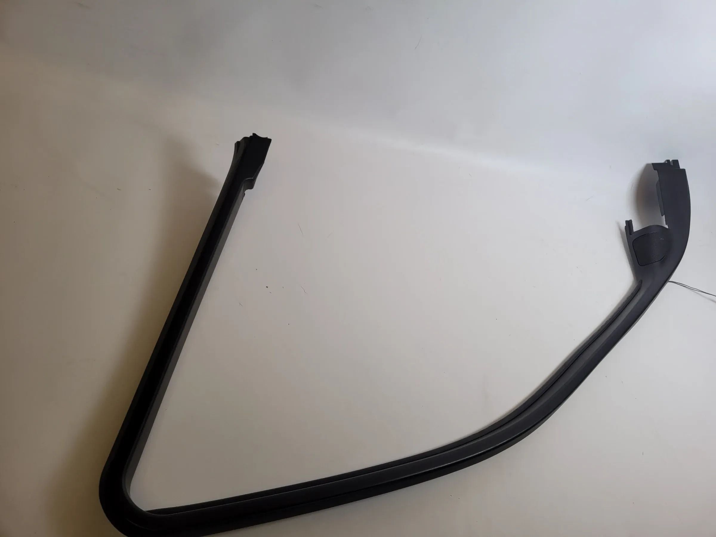 BMW 5er Touring E39 Blende Fensterrahmen Tür Rechts Vorne 8183732A Original