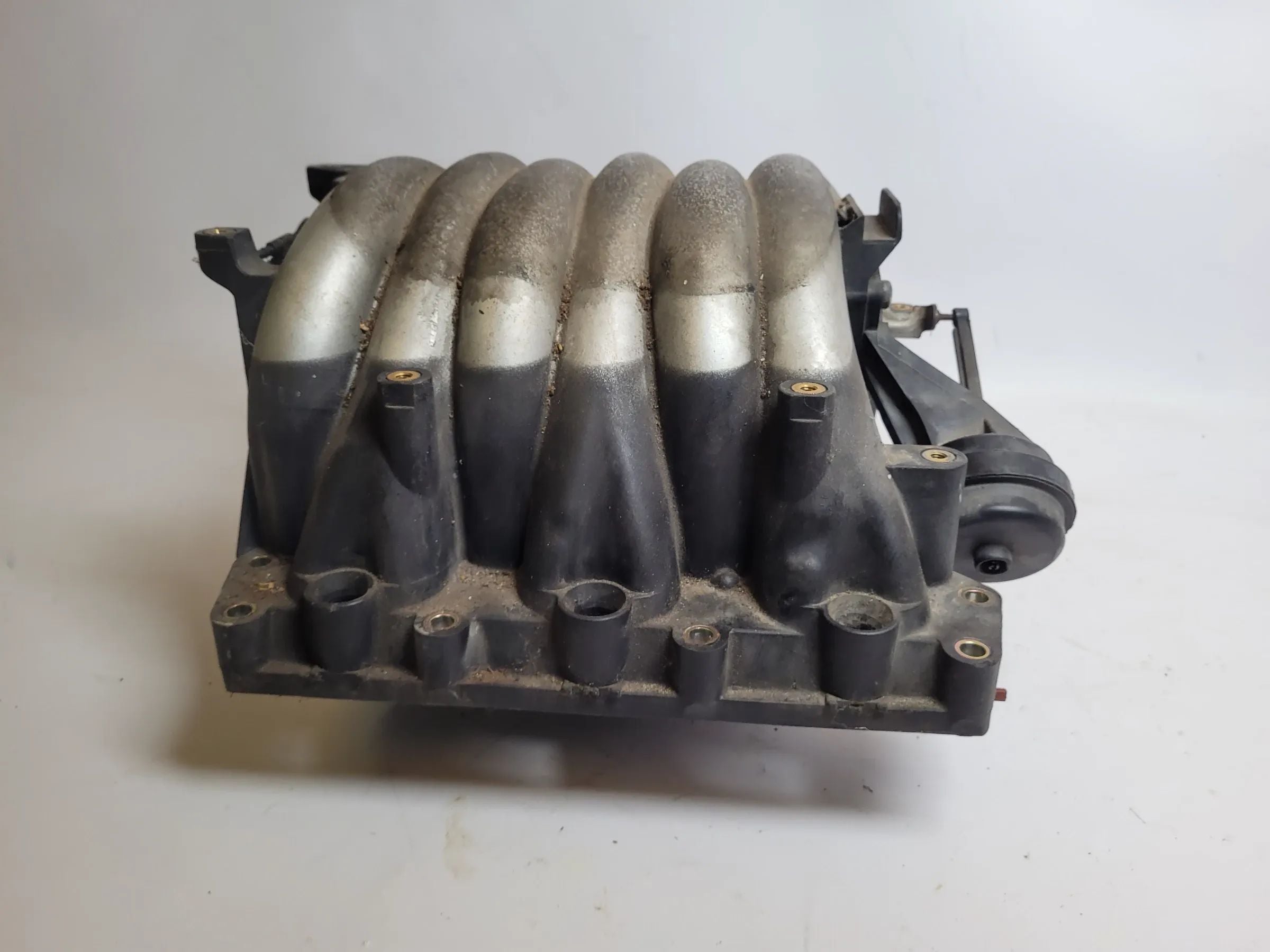 Audi A4/A6 4B/8D 2.4, 121KW Ansaugbrücke Ansaugkrümmer 078133151AK Original