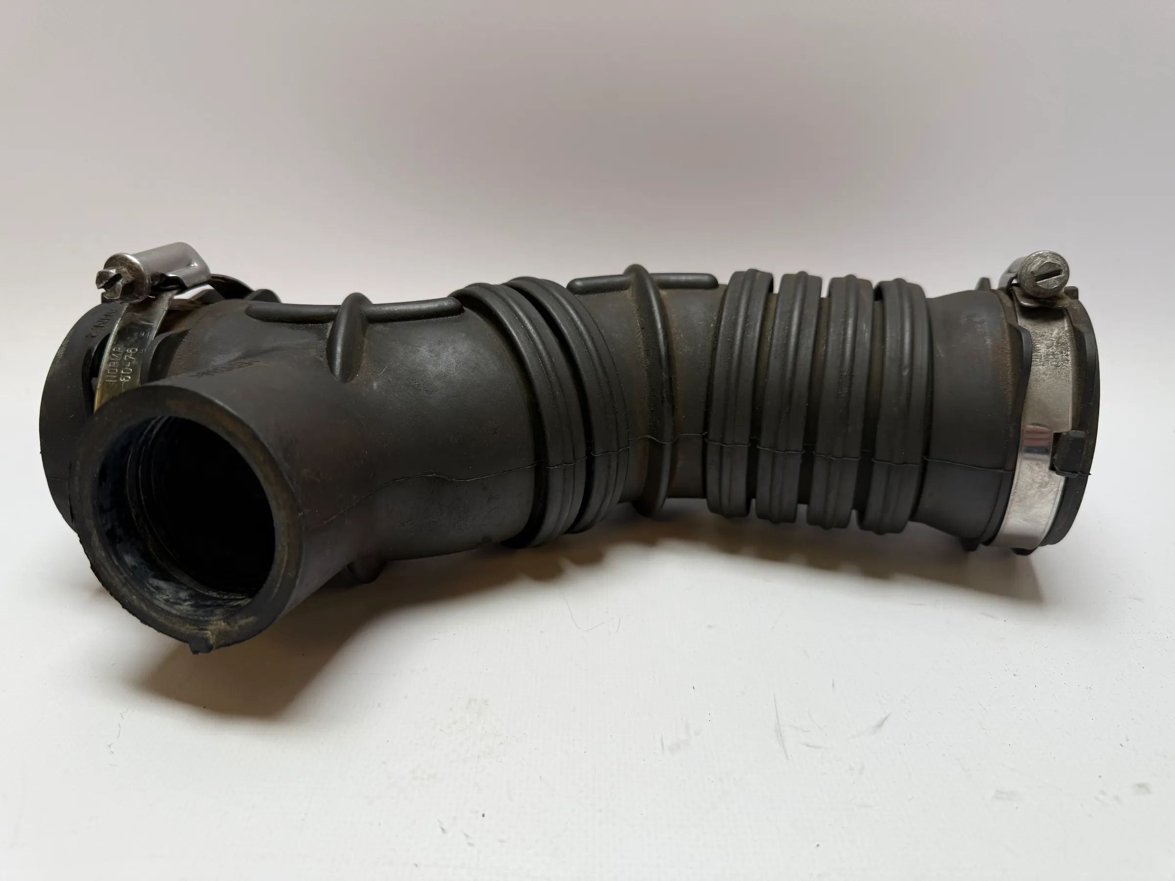 Original RENAULT Megane air intake hose 8200185087