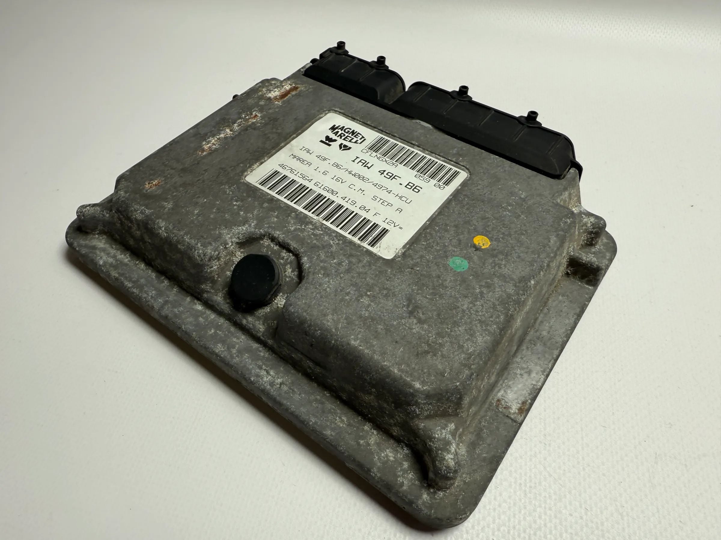 Oryginalna jednostka sterująca silnika Fiat Marea 185 1.6 16V 103KM 46761564 IAW 49F.B6