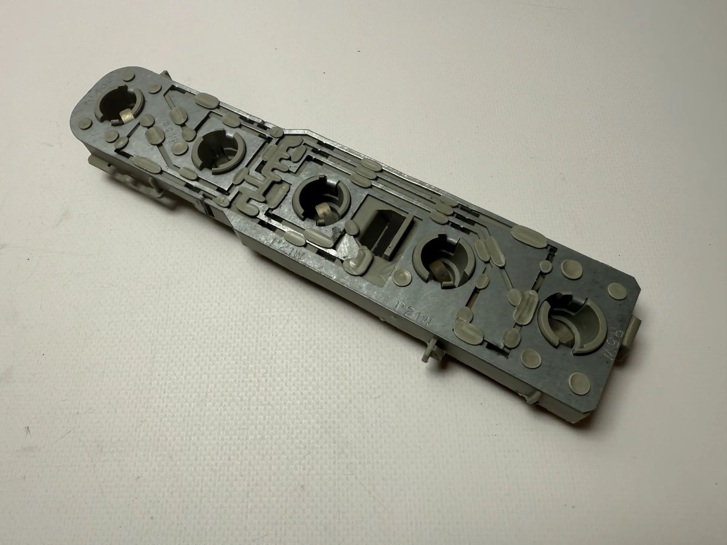 Original Support de Phare Droit OPEL Corsa B (S93) VALEO 085144