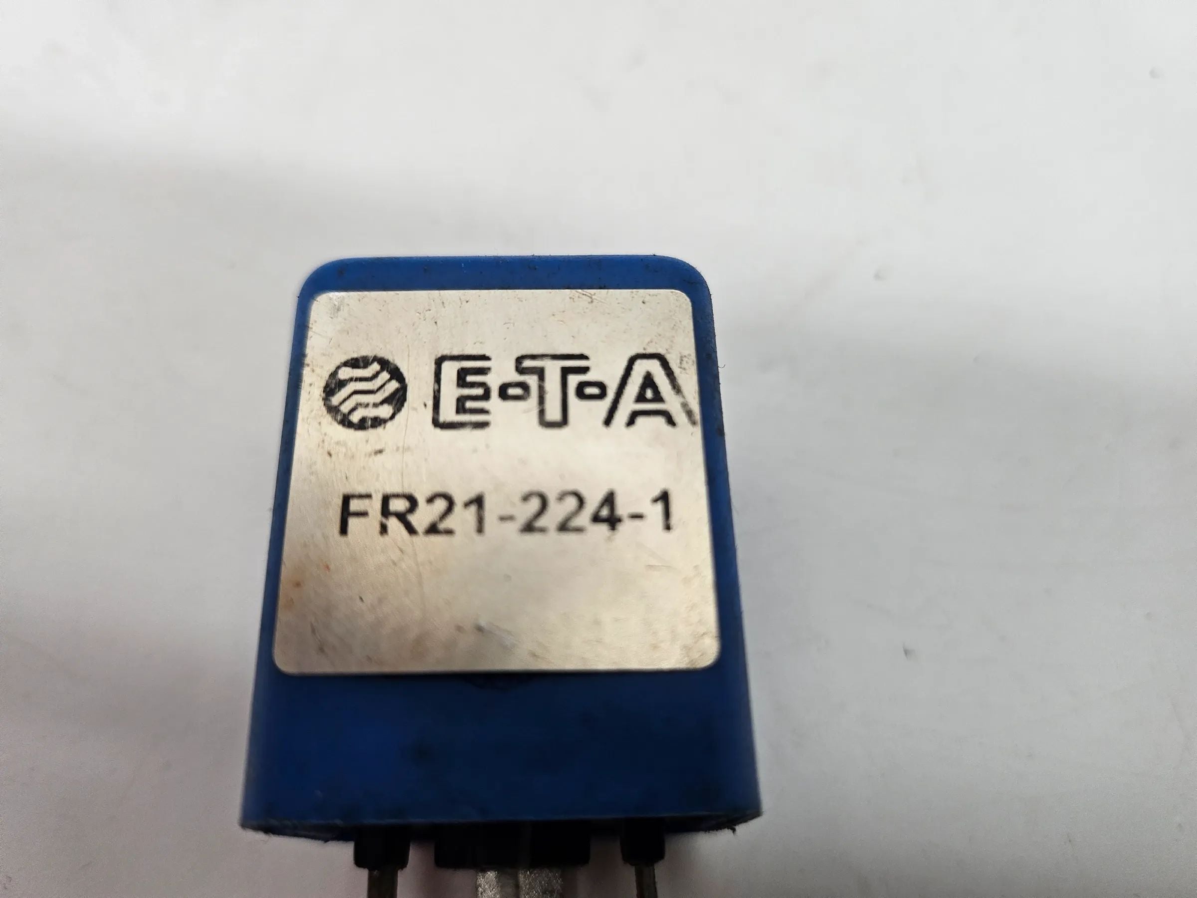 Оригинальное реле указателя поворотов E-T-A 4-контактное для ретро автомобилей FR21-224-1