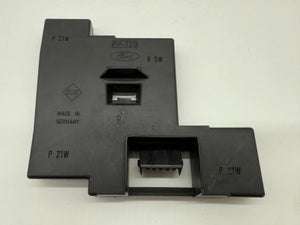 フォード フィエスタ JAS JBS 96FG13N004 純正左リアランプブラケット