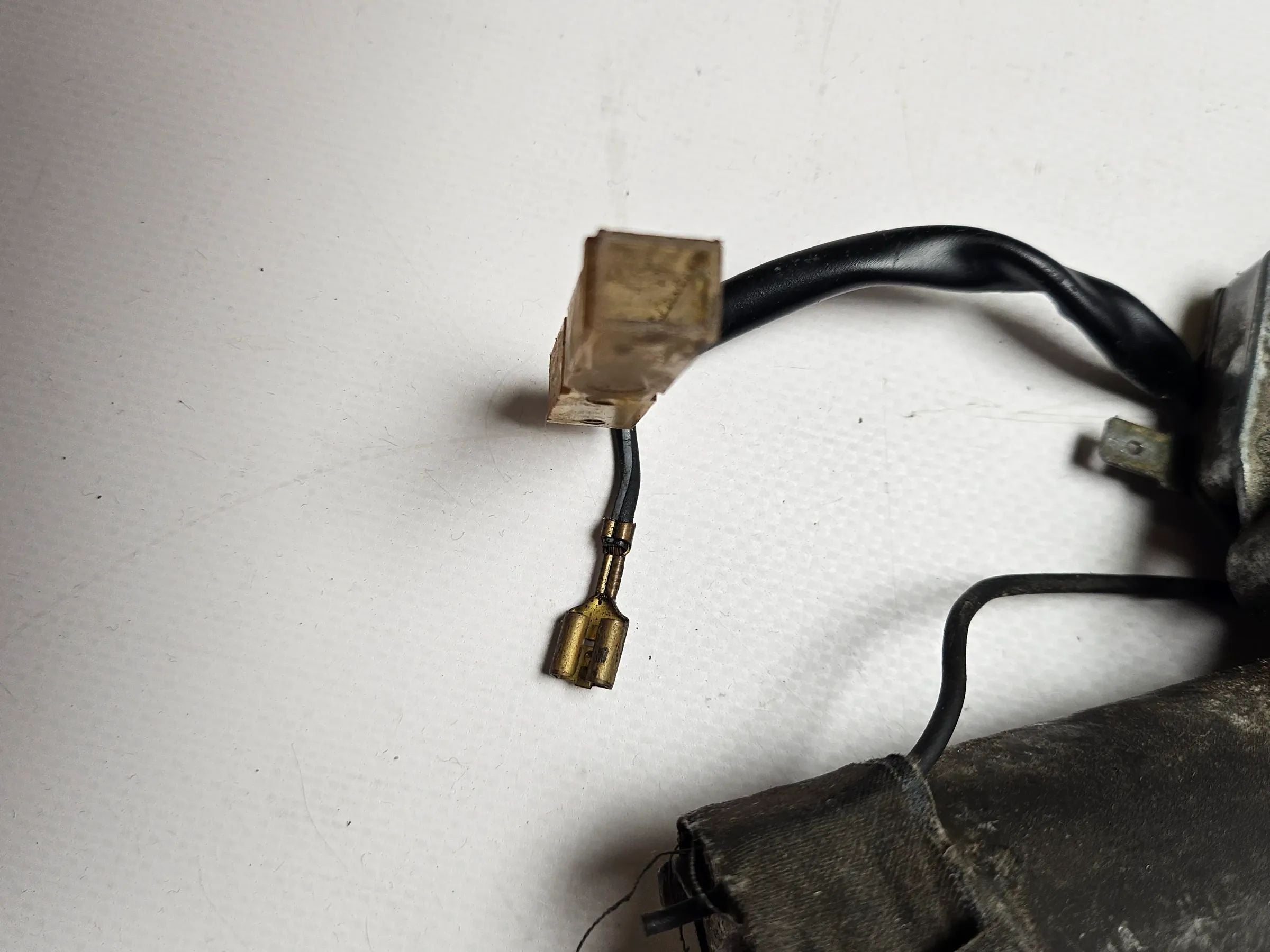 Motor de limpa-vidros traseiro original VW Golf 1, motor do limpa-para-brisas traseiro / 171955713B