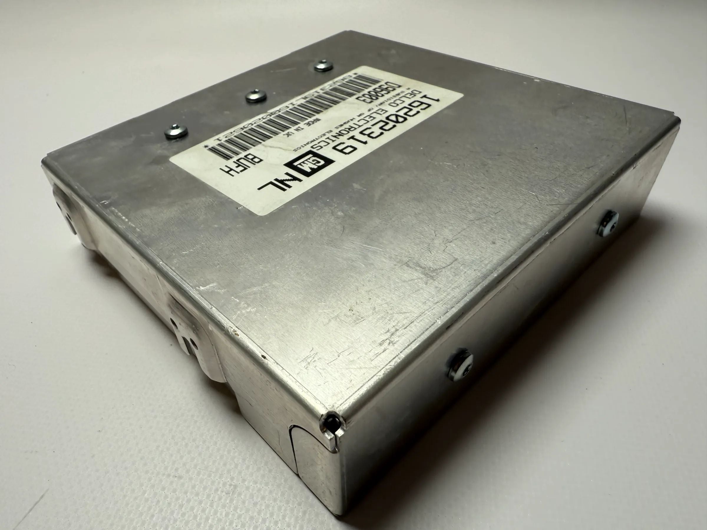 Оригинальный блок управления двигателем Opel Vectra B 1.6 дизель 16202319 NL / D96003