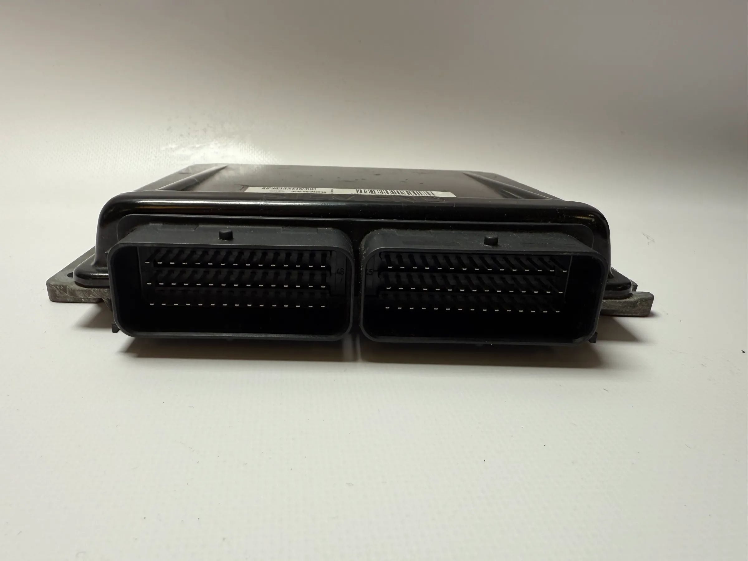 Оригинальный блок управления двигателем Siemens для Renault Clio MK2 S118301111A / 8200189312