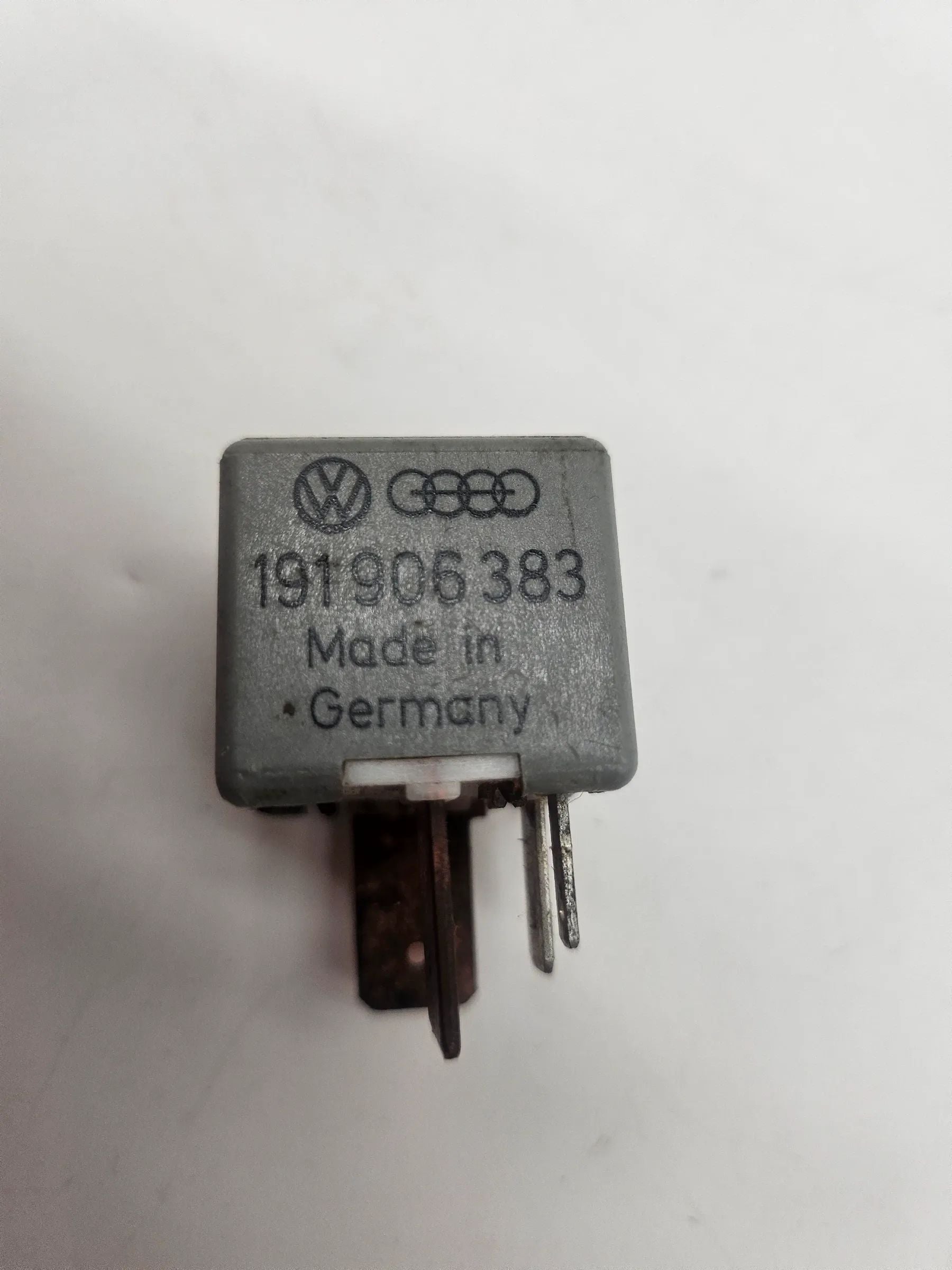 VW Гольф 1 2 Пассат 35i 32B T3 Реле 80 Топливный насос Бензонасос 191906383 Auto-veritas