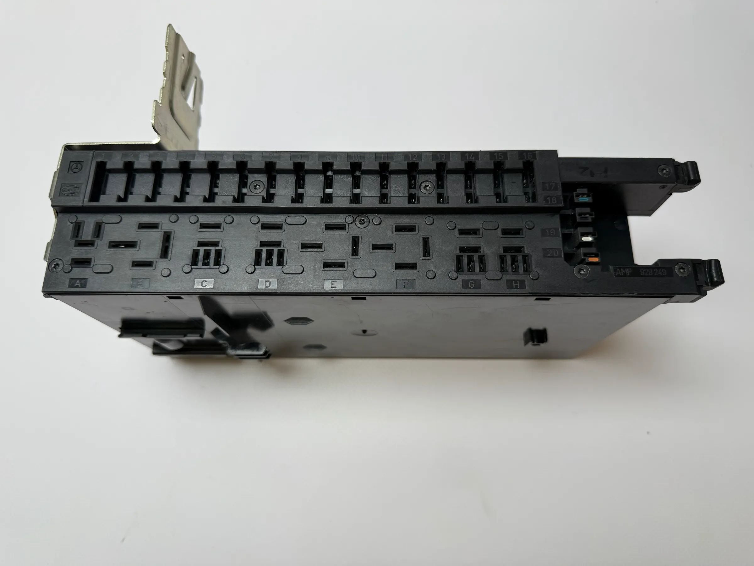 Caixa de Fusíveis Original Mercedes-Benz C-Klasse W203 Módulo SAM A2035452401