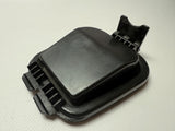 純正Audi VW Seat A80 ヘッドライトカバー 304451102 / 20-5365C
