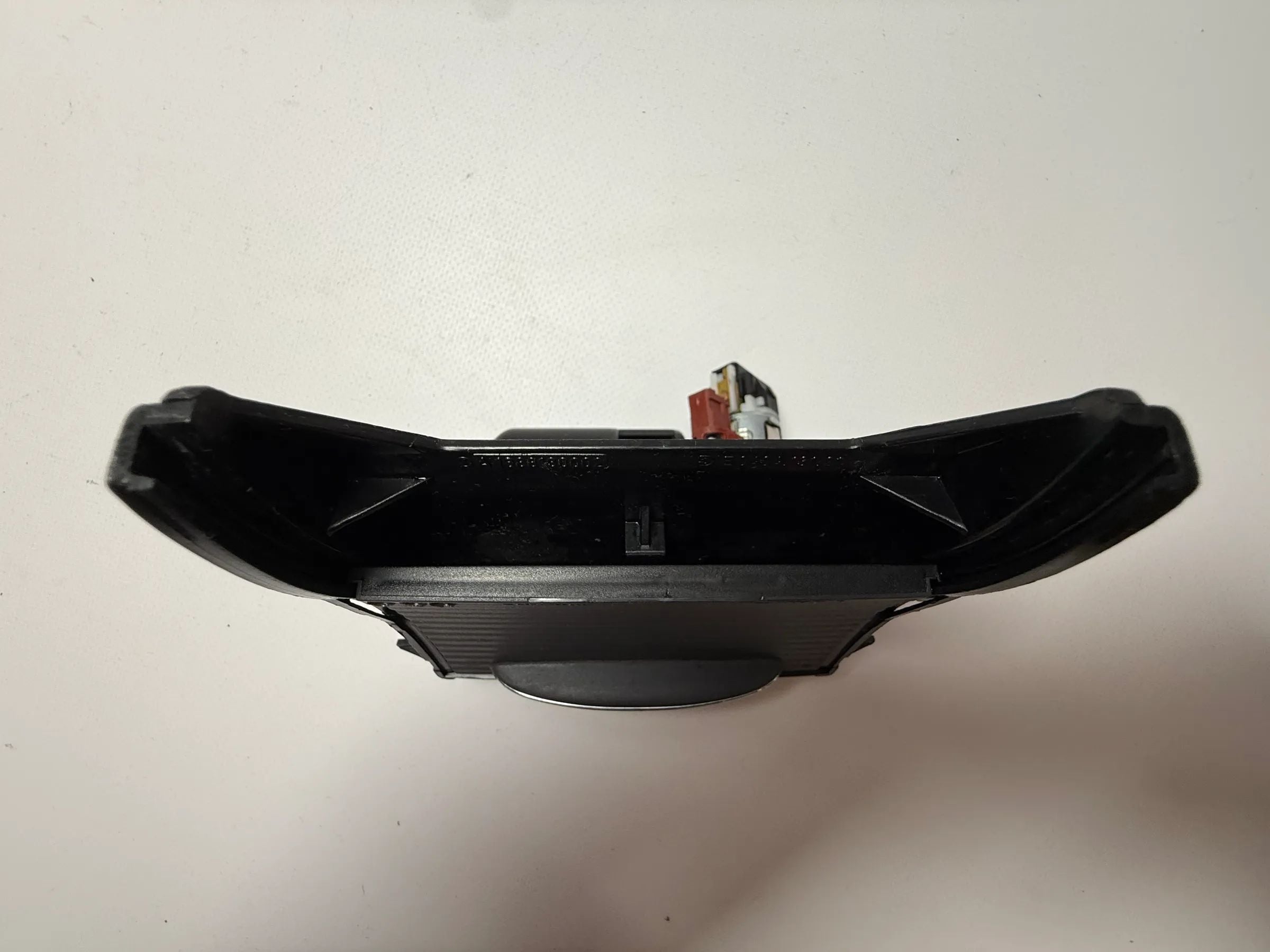 Cinzeiro Original Mercedes-Benz A-Klasse (140 / 168) A1688100930