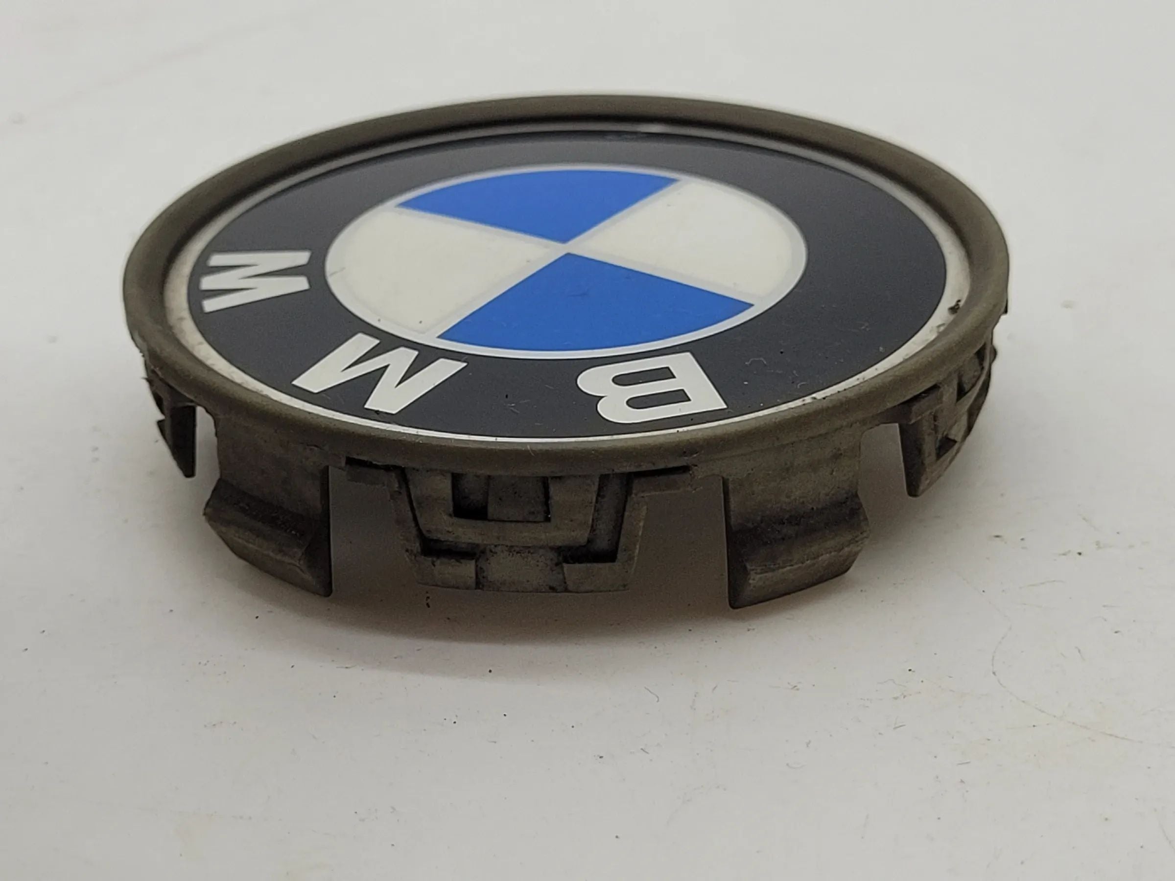 Original BMW E46 E87 E90 E91 E92 E39 E60 Hubcap Wheel Cover 1095361