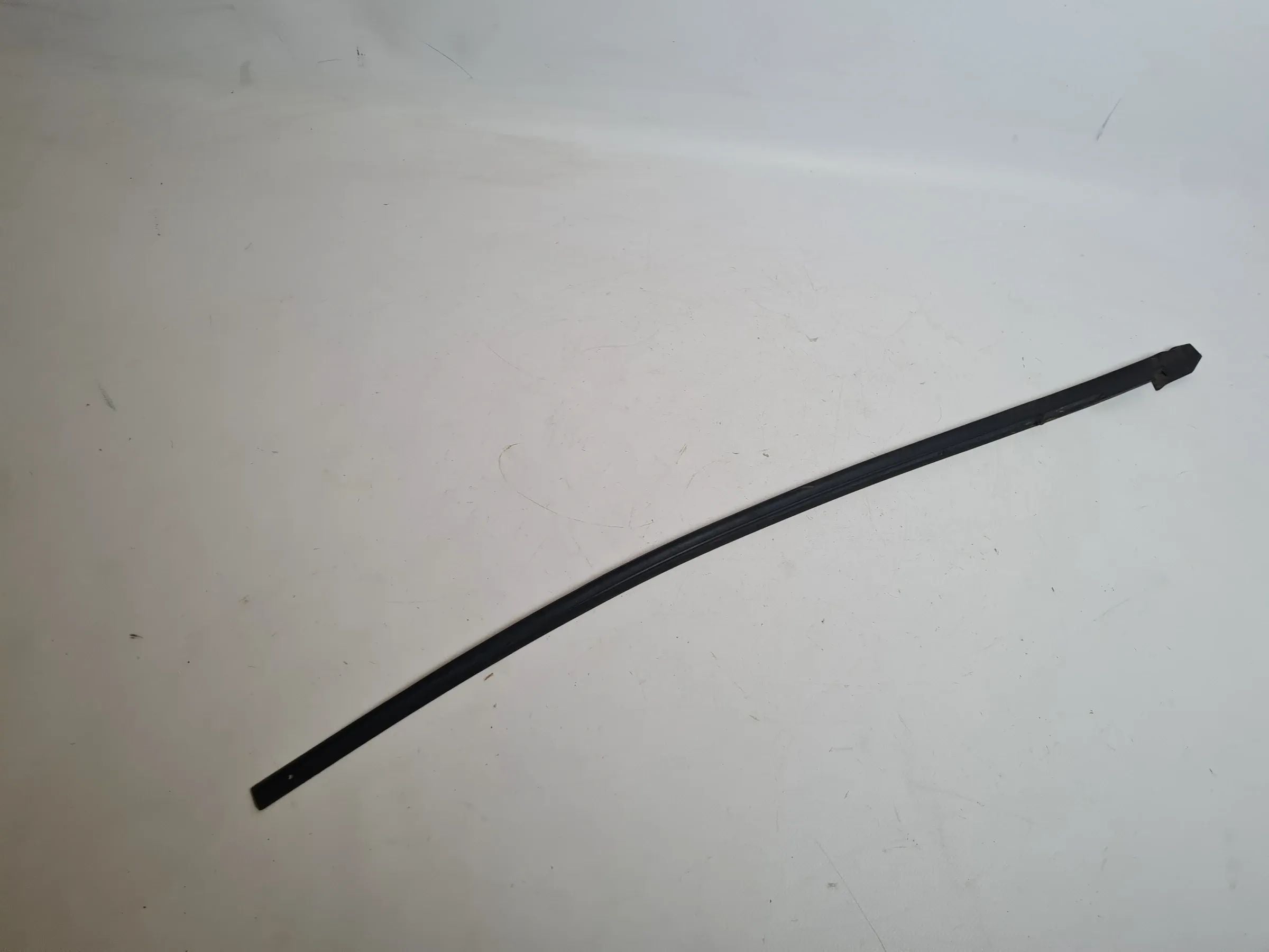 Original Mercedes C-Klasse CL203 Leiste Dichtung Links A2036982998