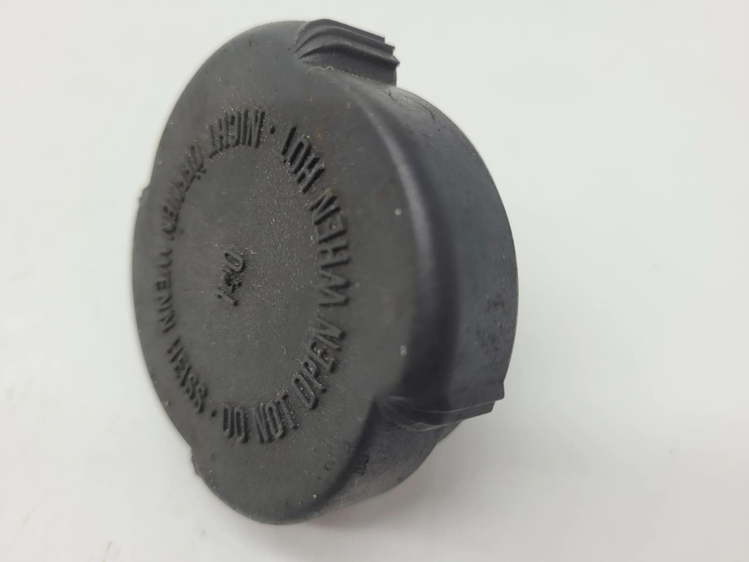 BMW 3 5 7 X3 Series E39 E46 E60 E61 E65 E83 Radiator Cap 1742232