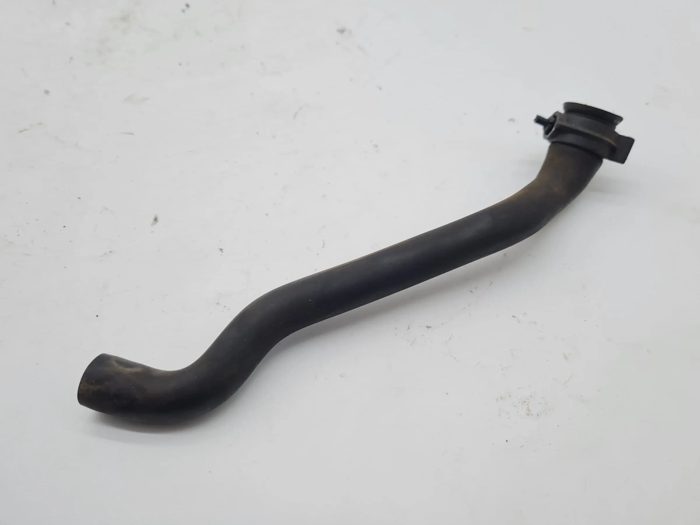 Original Mercedes C-Klasse CL203 クランクシャフトホース ホース A1110181582