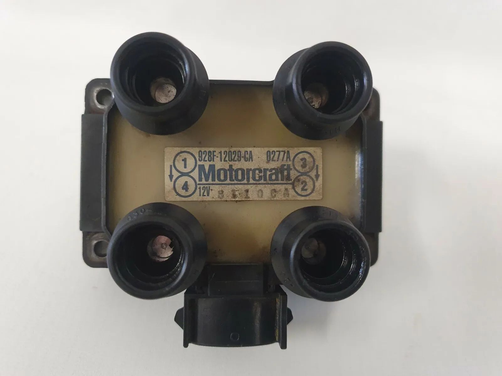 อะไหล่แท้ โฟร์ด Mondeo I (GBP) 1.6 66 kW 90 PS 928F-12029-CA คอยล์จุดระเบิด