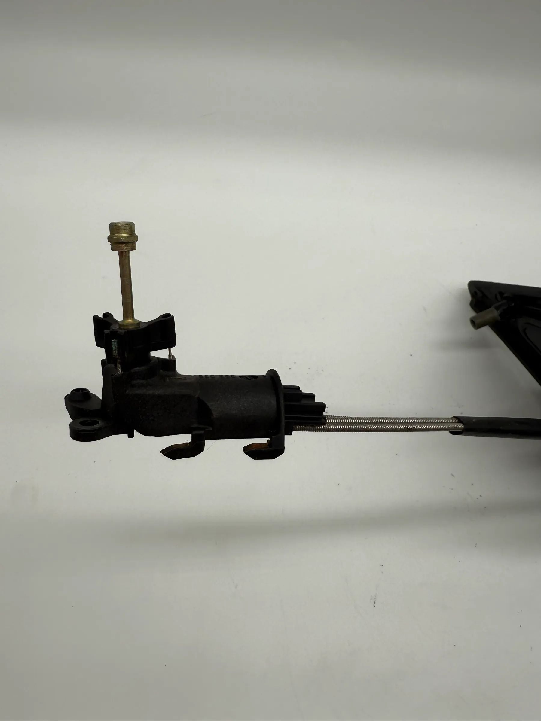 โฟล์คสวาเกน กอล์ฟ III (1H1) กระจกมองข้างซ้าย ระบบกลไก หมายเลข 980305 / 0550091