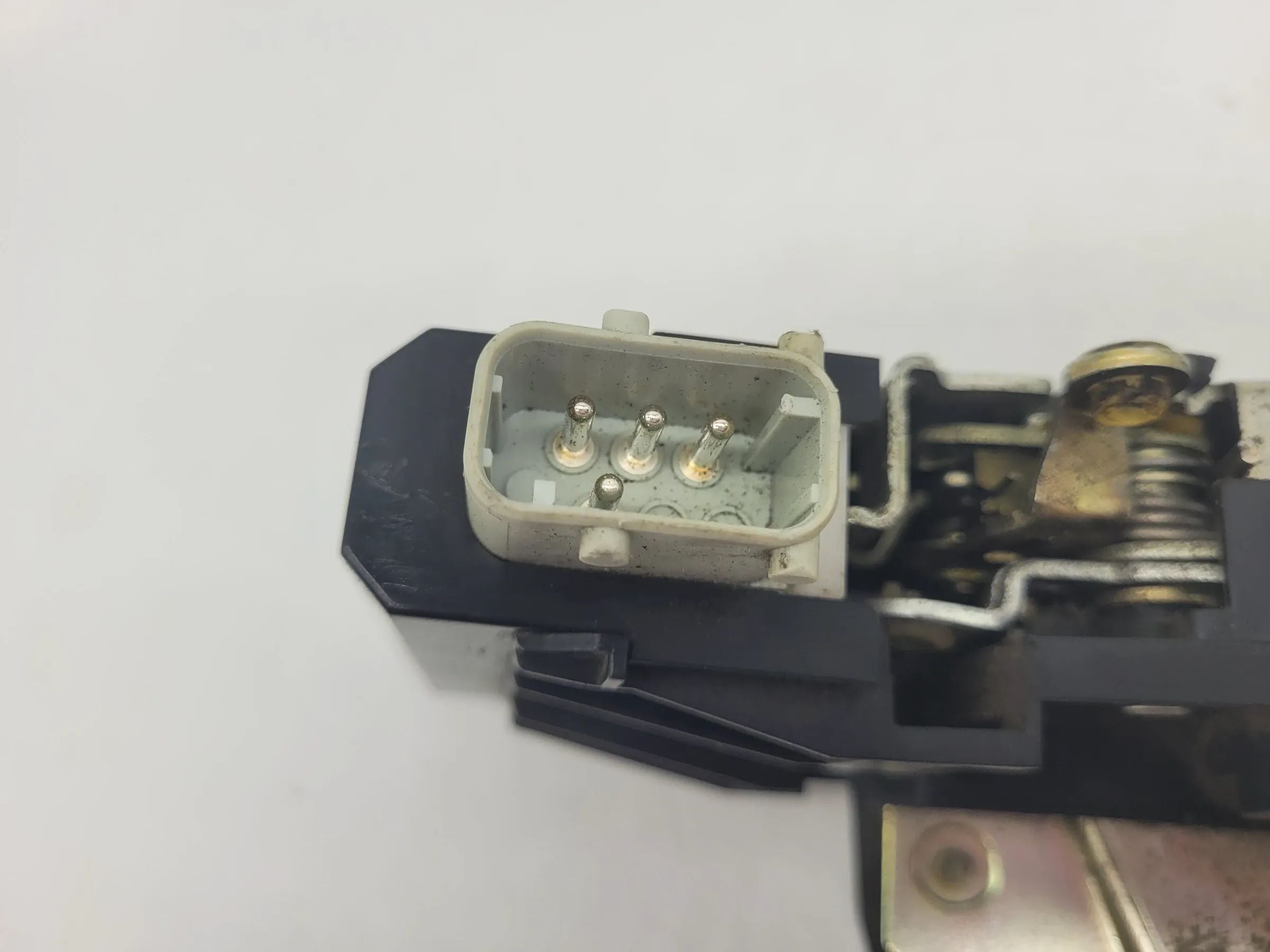 BMW 5er Touring E39 Türschloss mit Stellmotor Rechts Hinten 8166246 (Original)