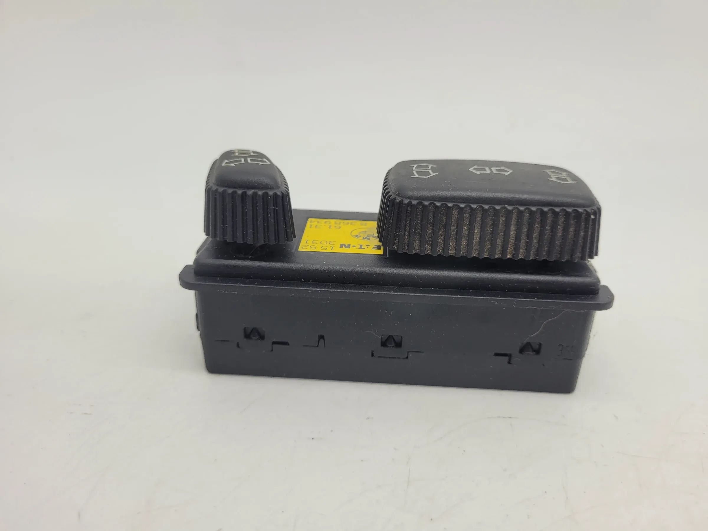 BMW 5er Touring E39 Schalter Sitzverstellung Vorne Rechts 61.31-8368934 Original