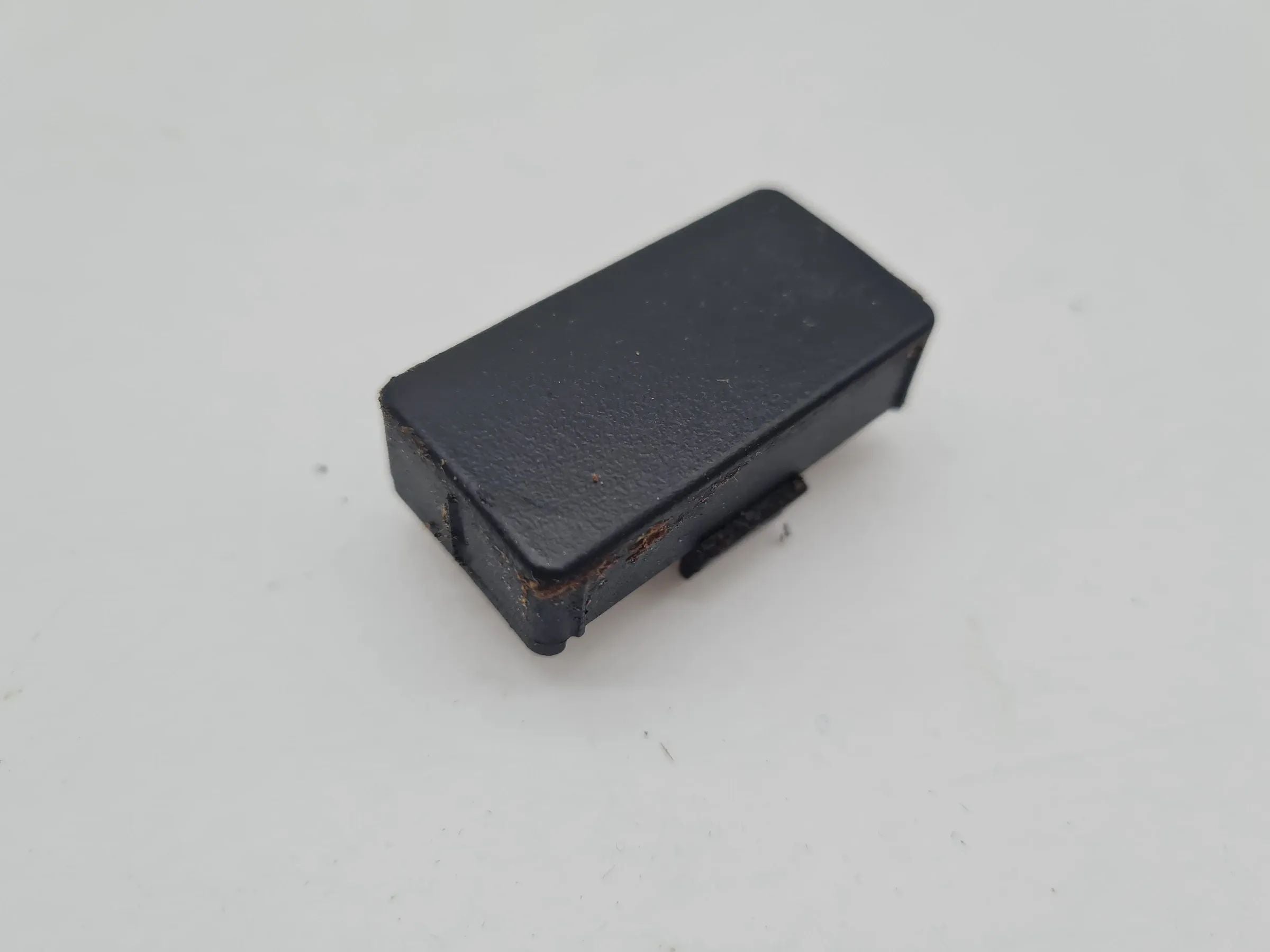 BMW 7er E38 Seiten Verkleidung Blindknopf Rechts Vorne 52.10-8207257 Original