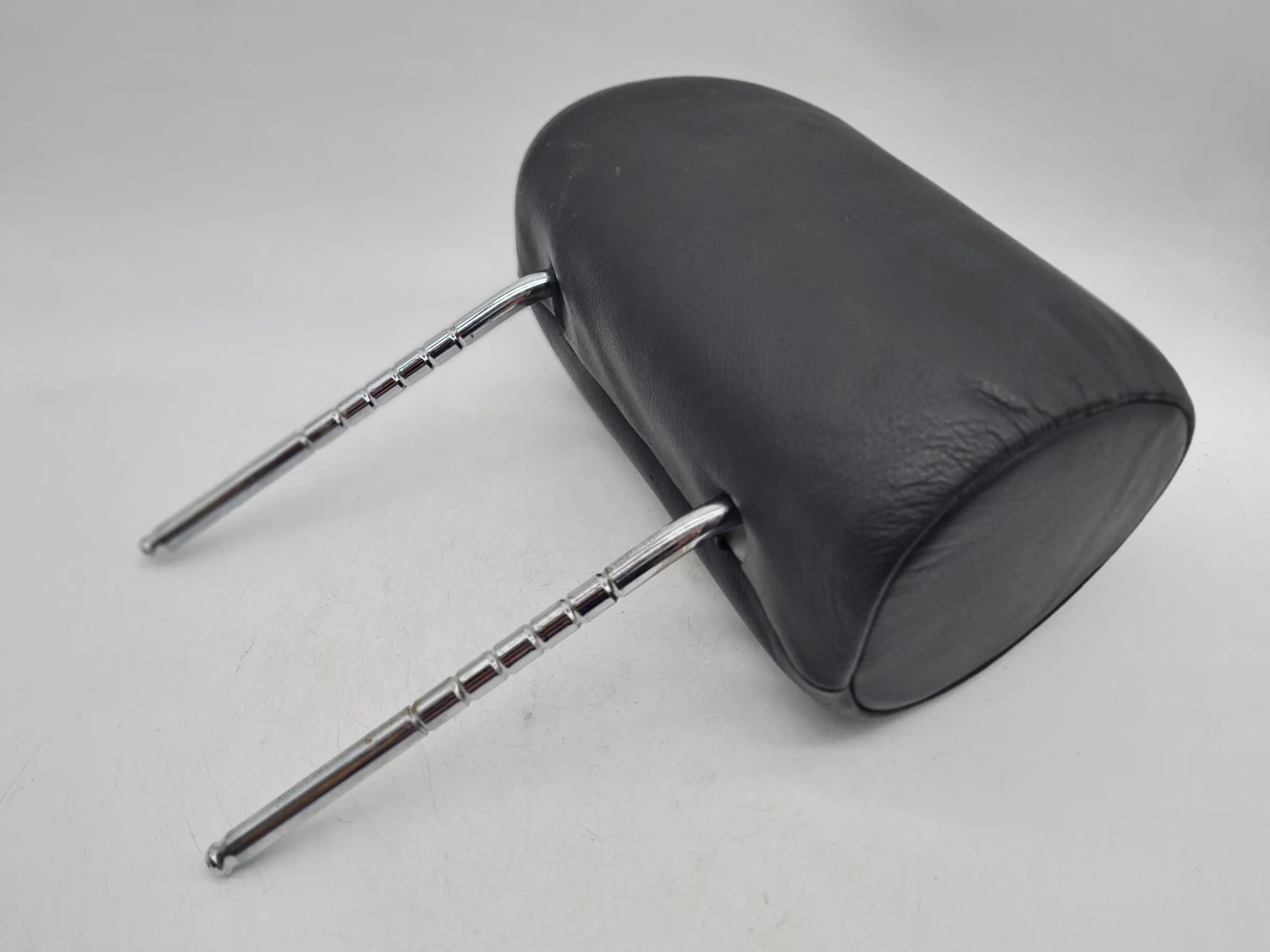 Original BMW 5er Touring E39 Kopfstütze Leder Schwarz, Vorne R/L