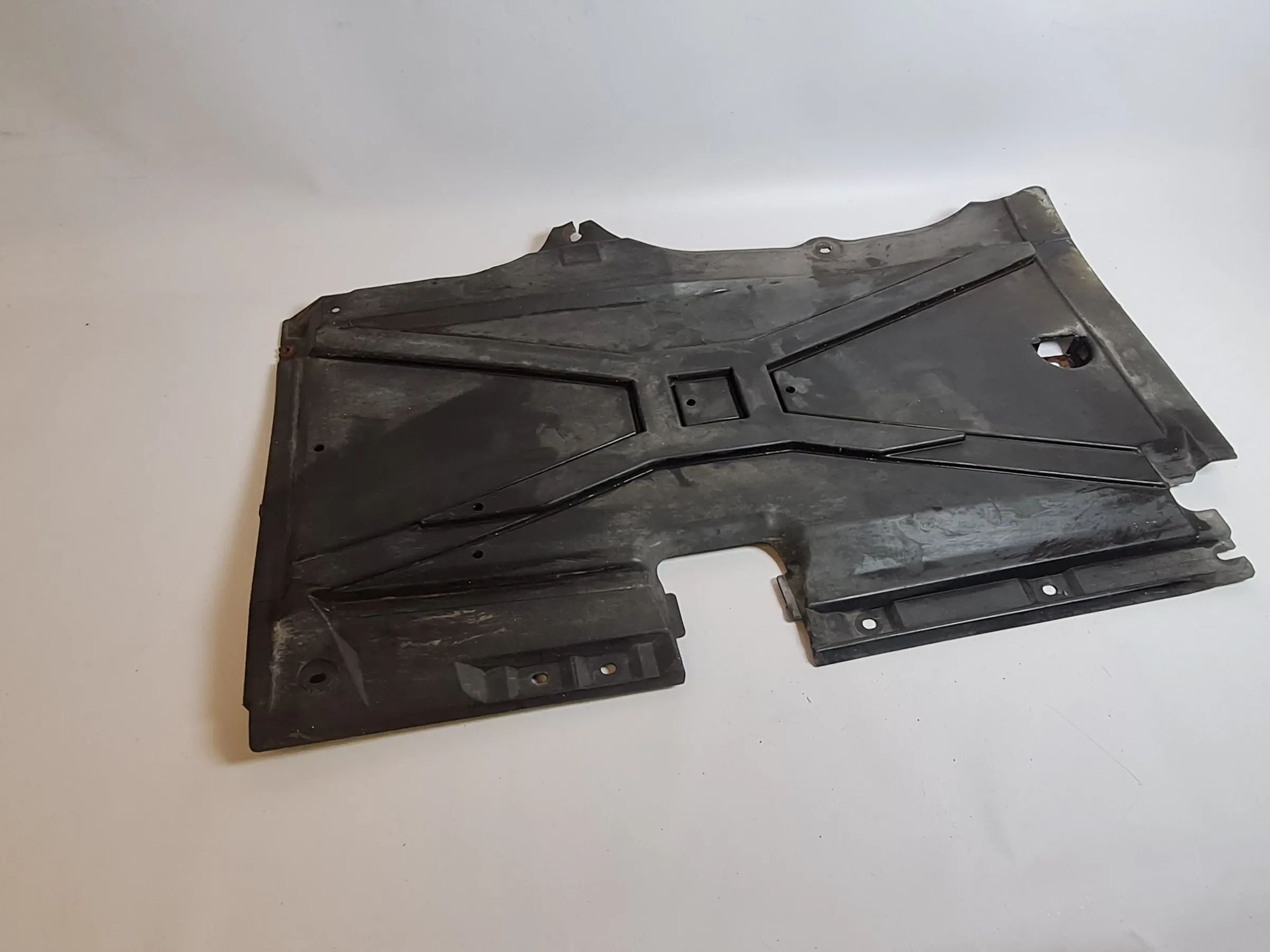 BMW 5er E39 Unterboden Unterfahrschutz Rechts 51.71-8158060 (Original)