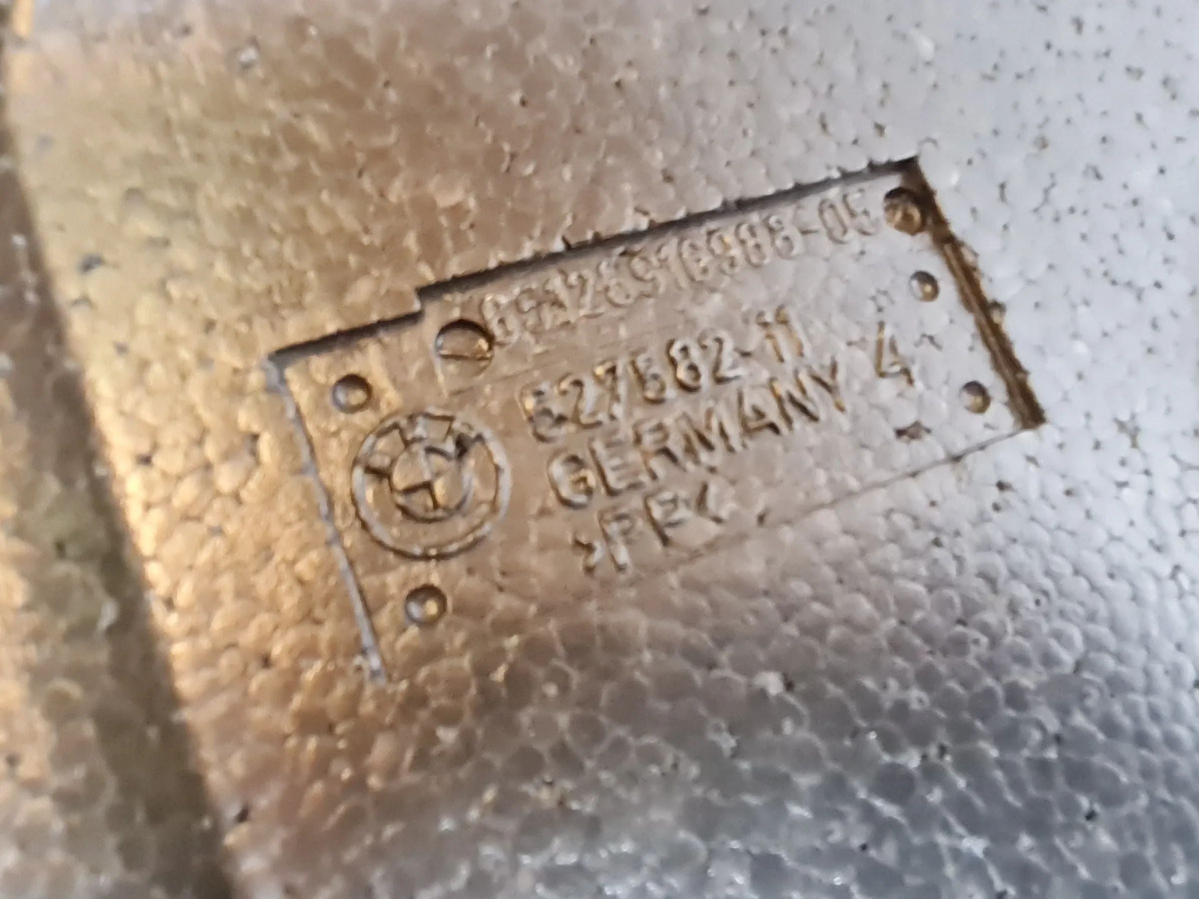 BMW 5er E60/E61 Geräteaufnahme Kofferraum Oben & Unten 65.12-6916988 (Original)
