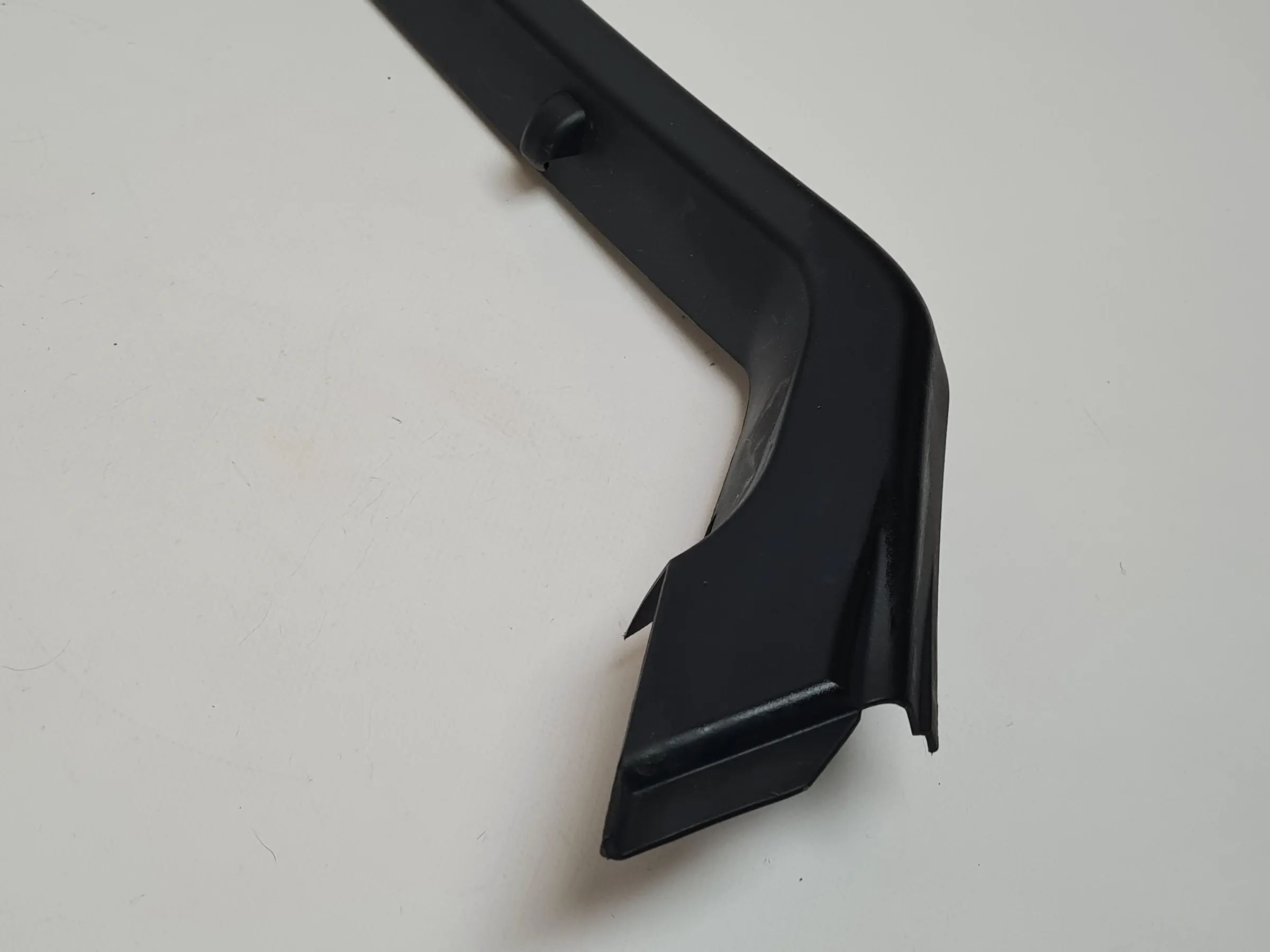 BMW 5er E60/E61 Tür Abdeckung Fensterrahmen Rechts H. 51.35-7044178-11 (Original